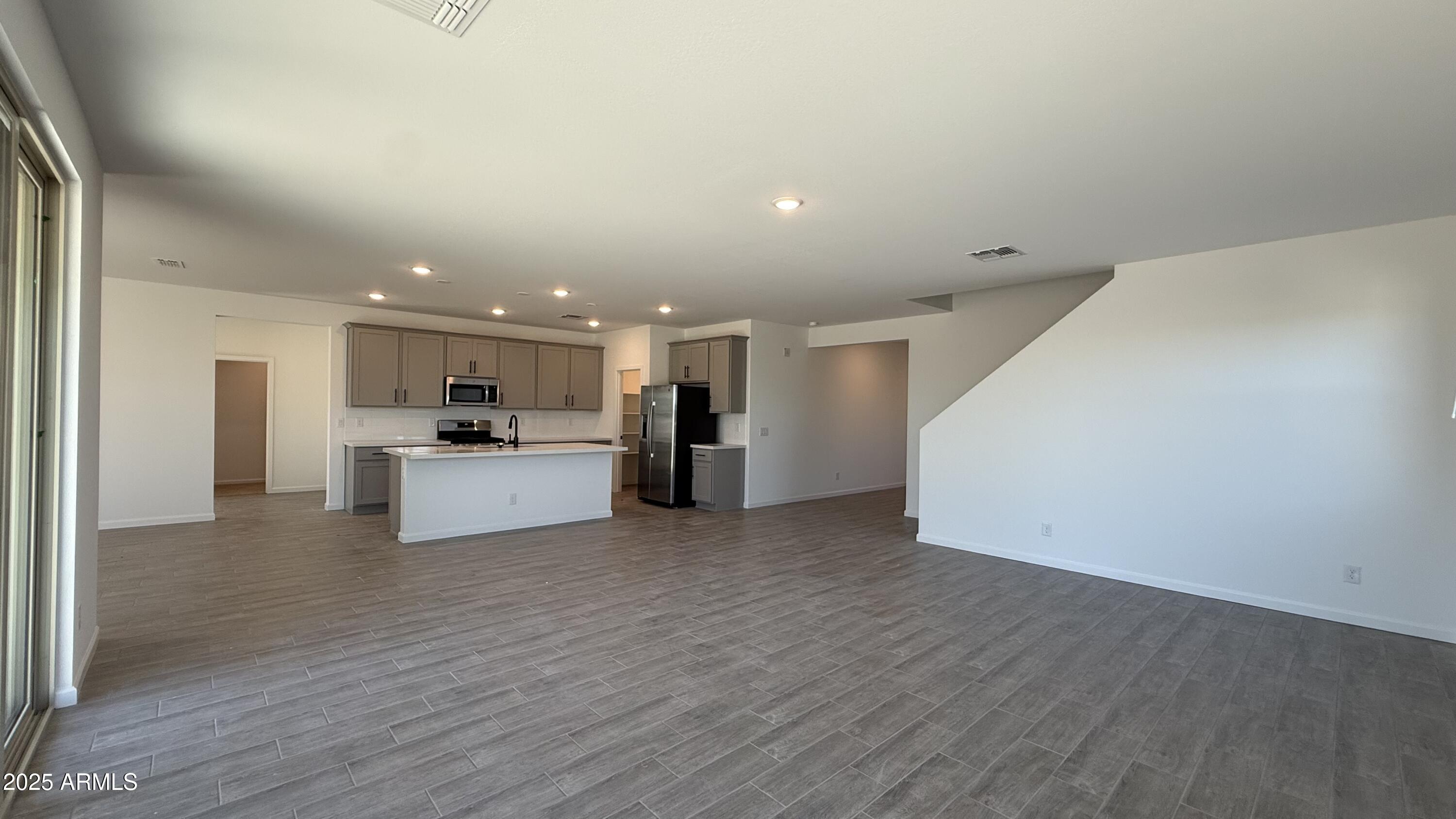47167 W PECAN WOODS