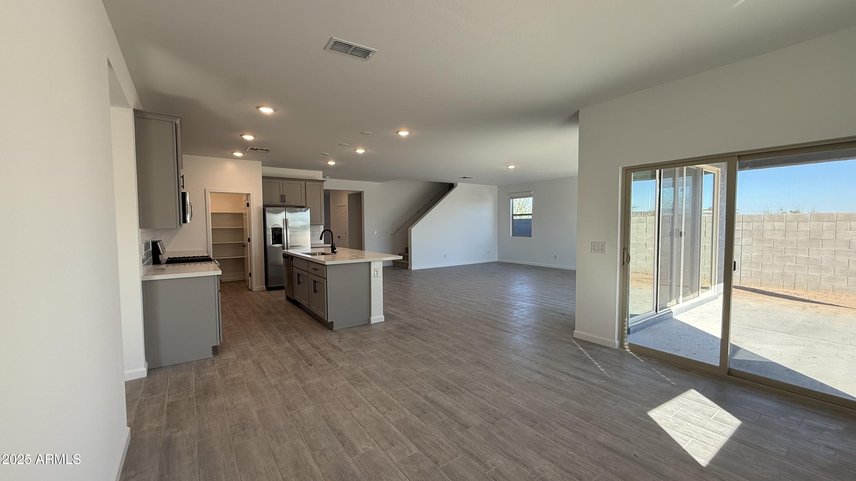 47167 W PECAN WOODS