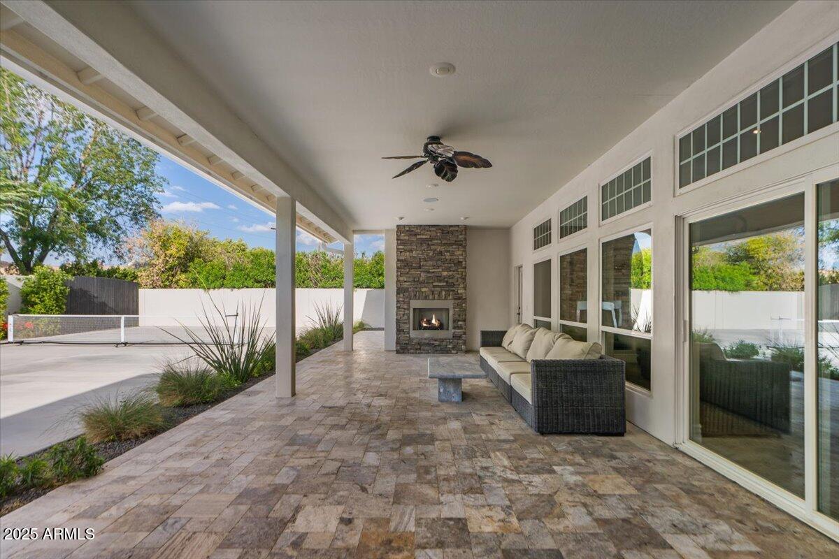 6522 E CALLE DEL MEDIA