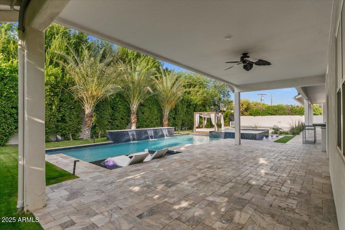 6522 E CALLE DEL MEDIA