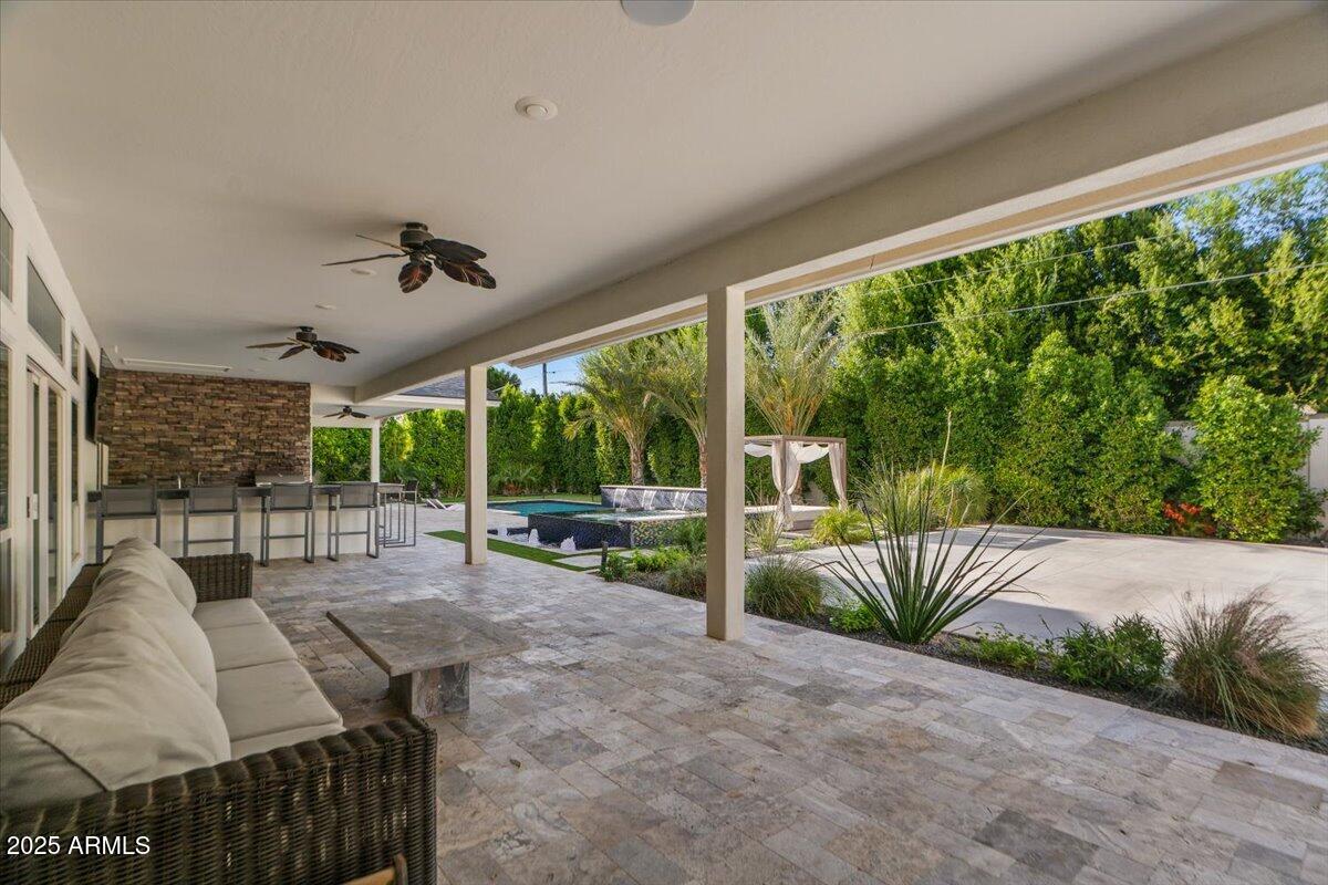 6522 E CALLE DEL MEDIA