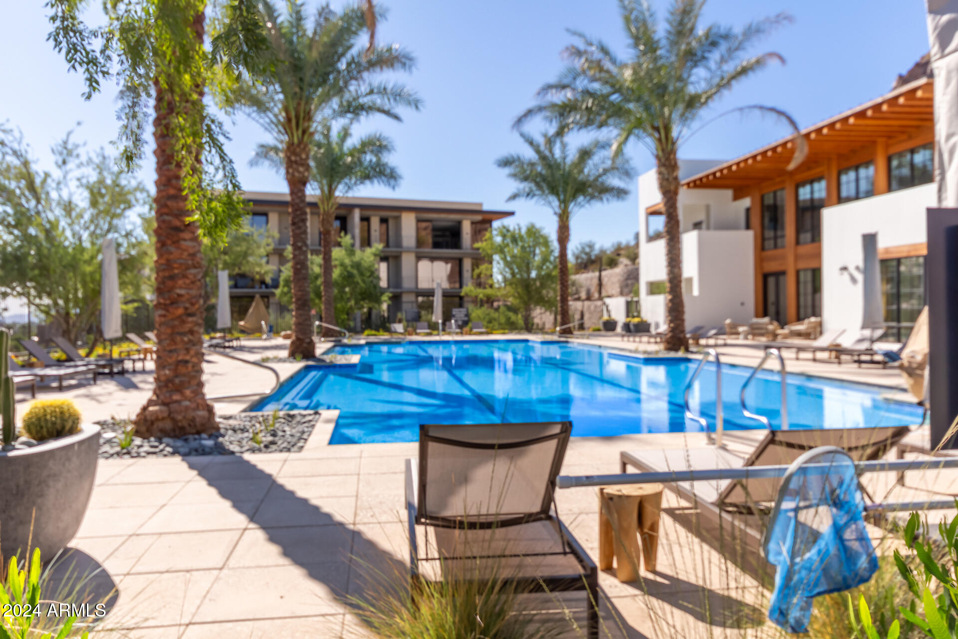 6311 E PHOENICIAN Boulevard 18