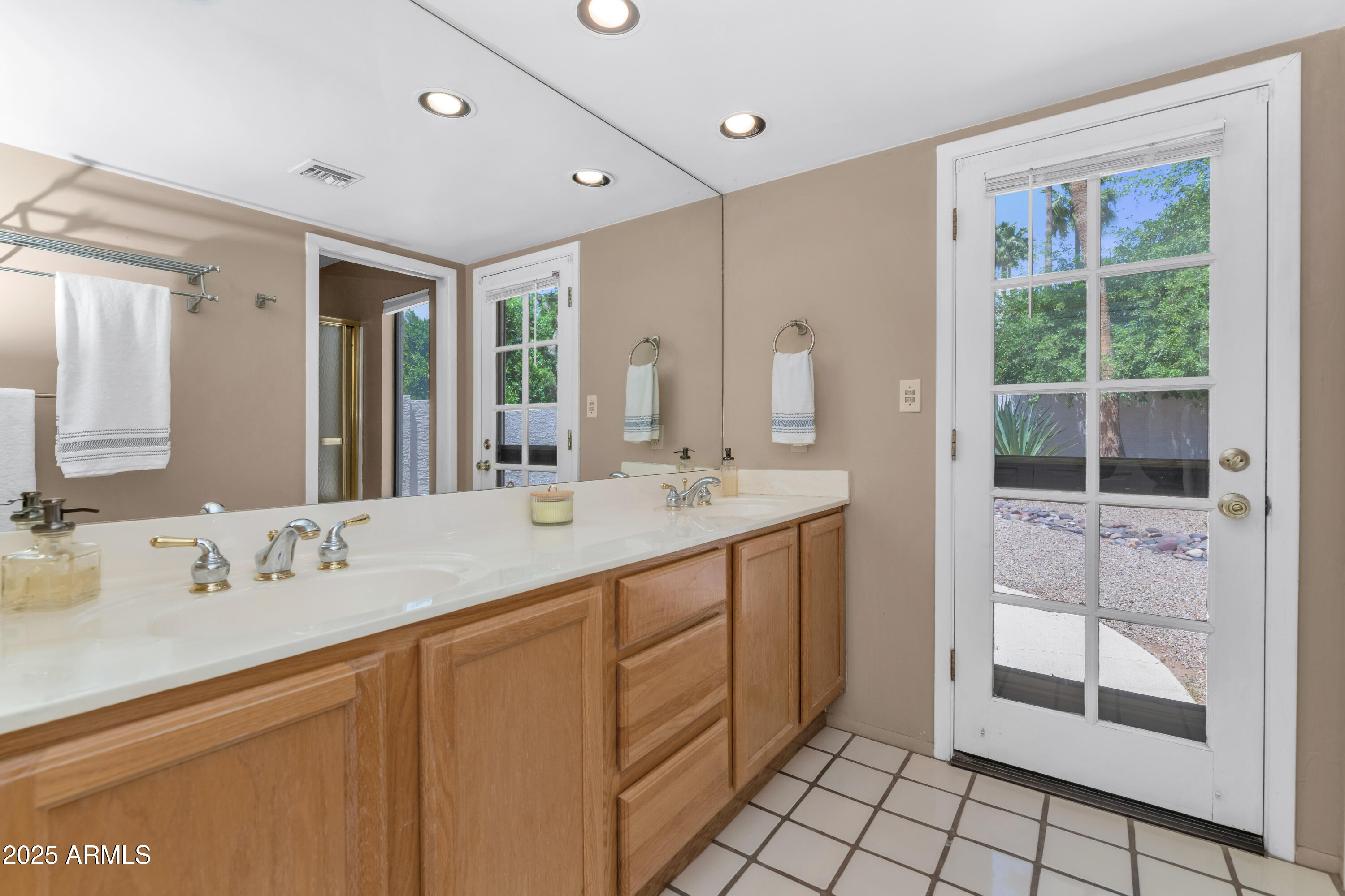 8666 E CHERYL Drive