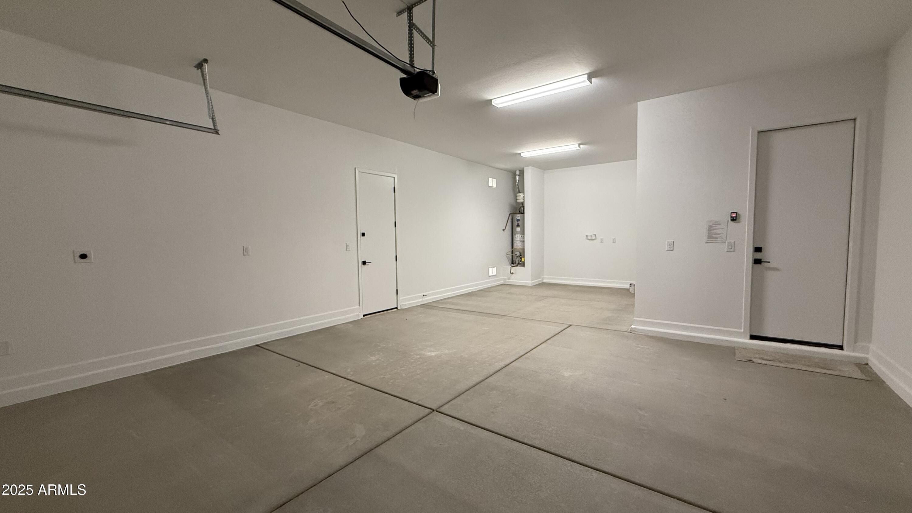 6042 S CHATHAM