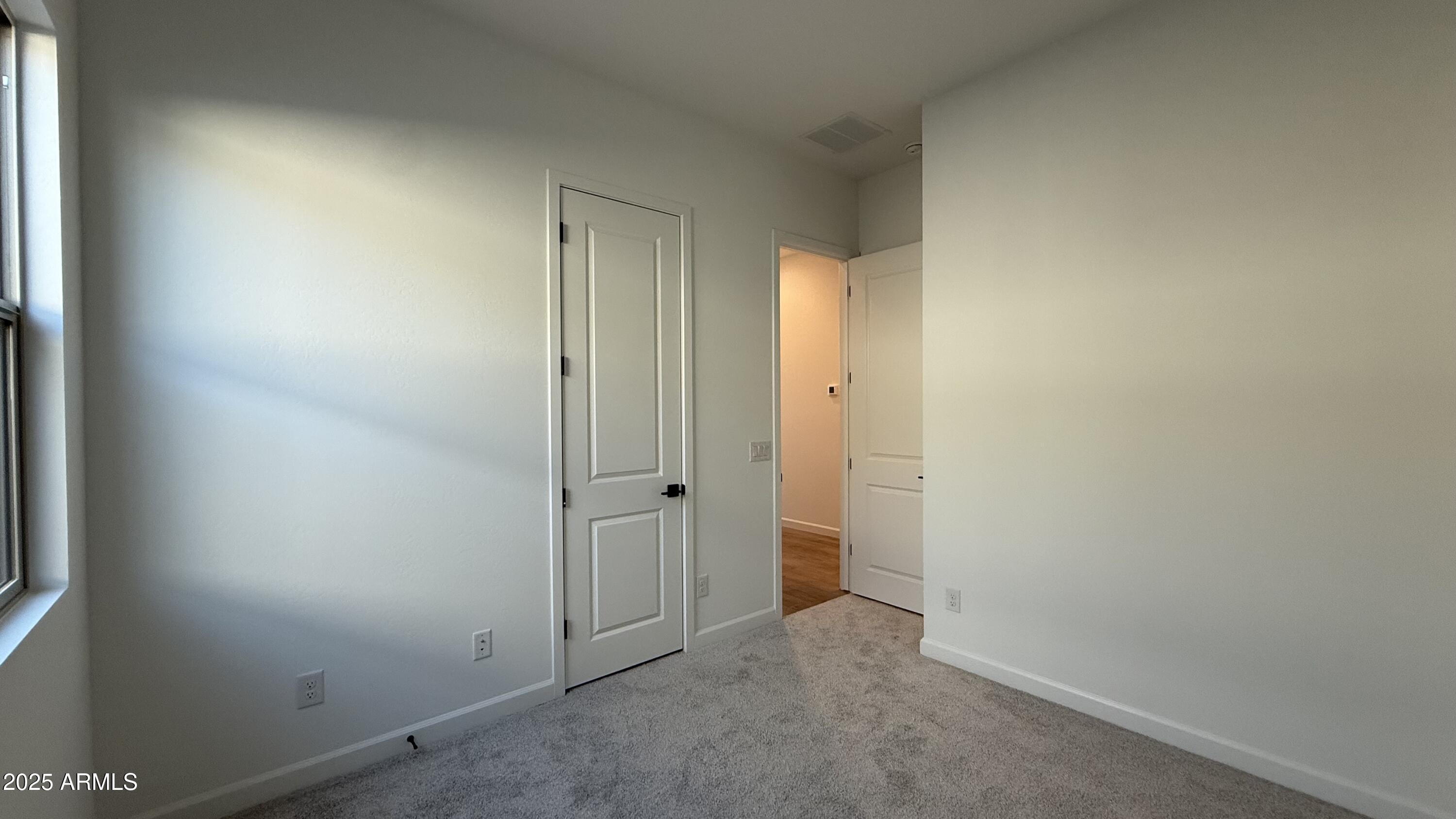 6042 S CHATHAM