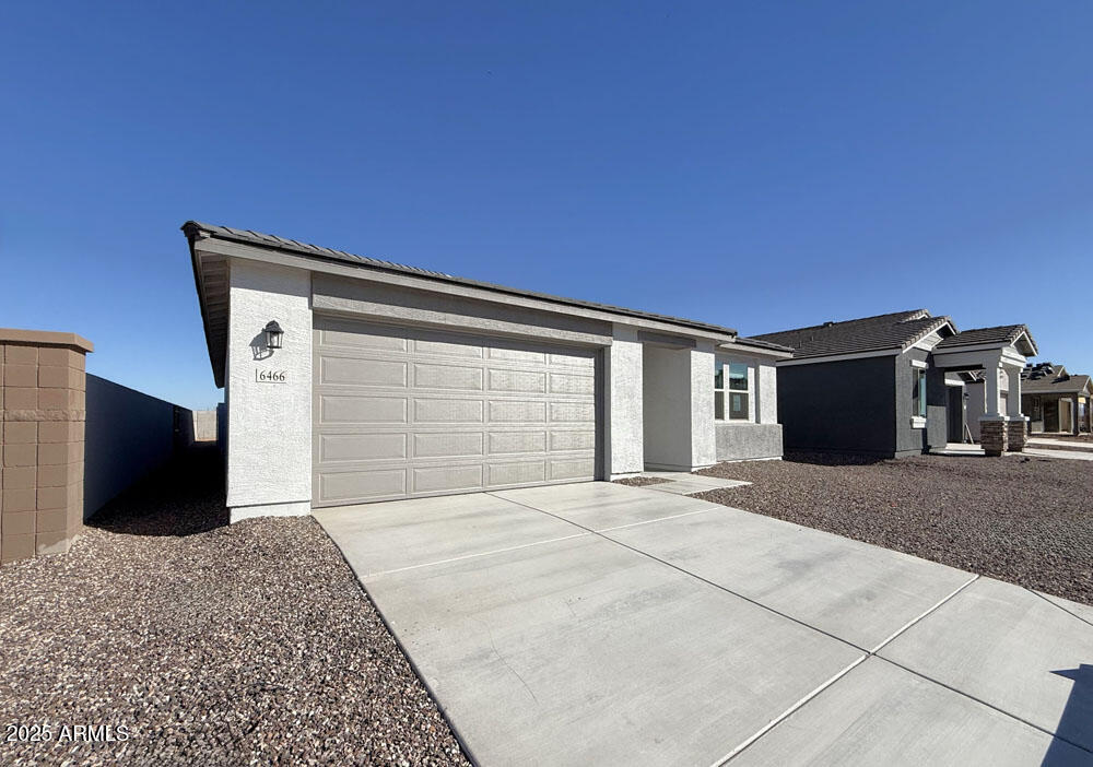 6466 E FIDDLENECK Way