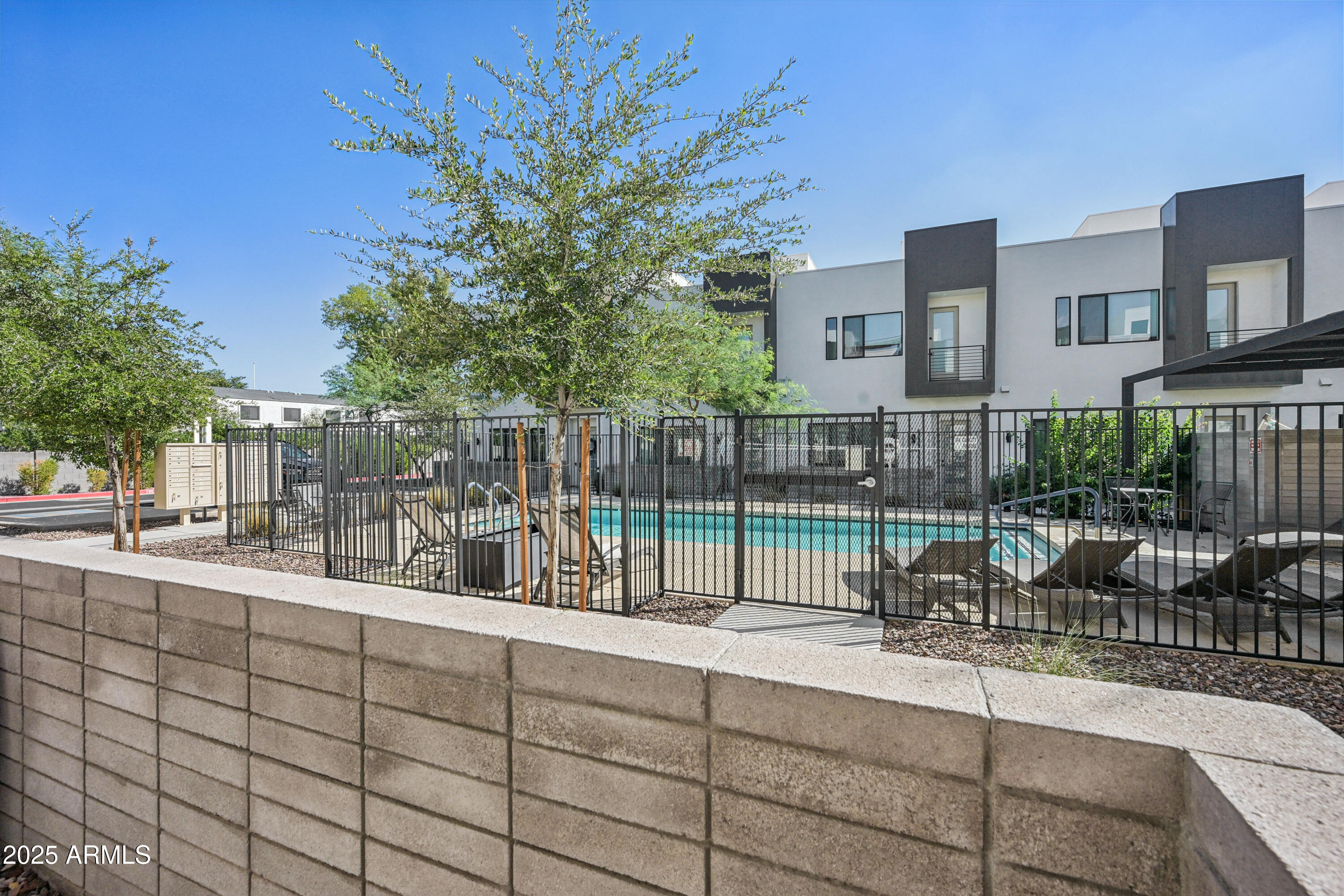 5151 N 13TH Place 19
