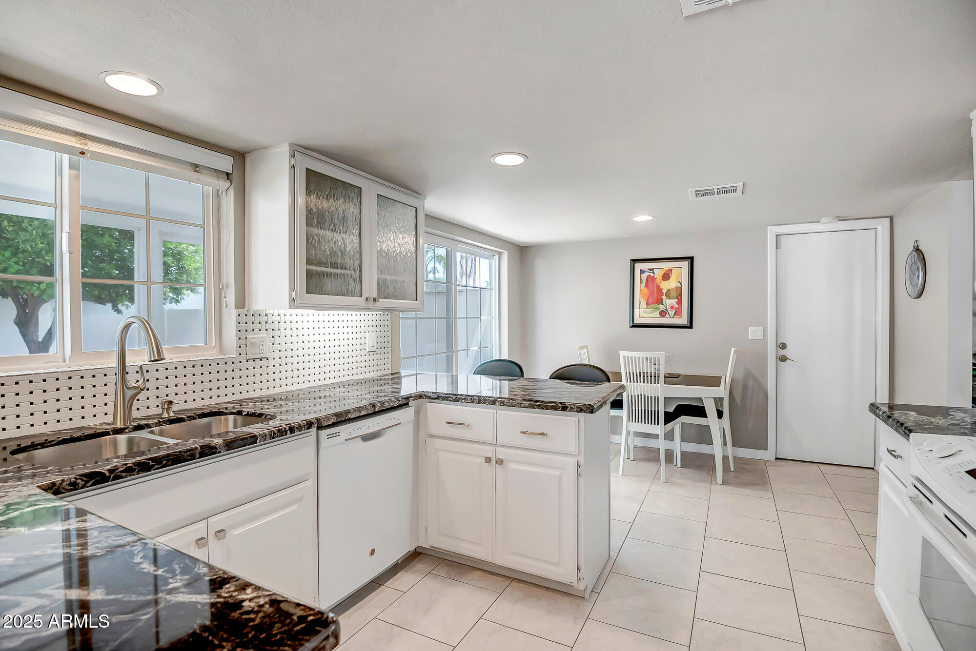 110 E PIPING ROCK Road