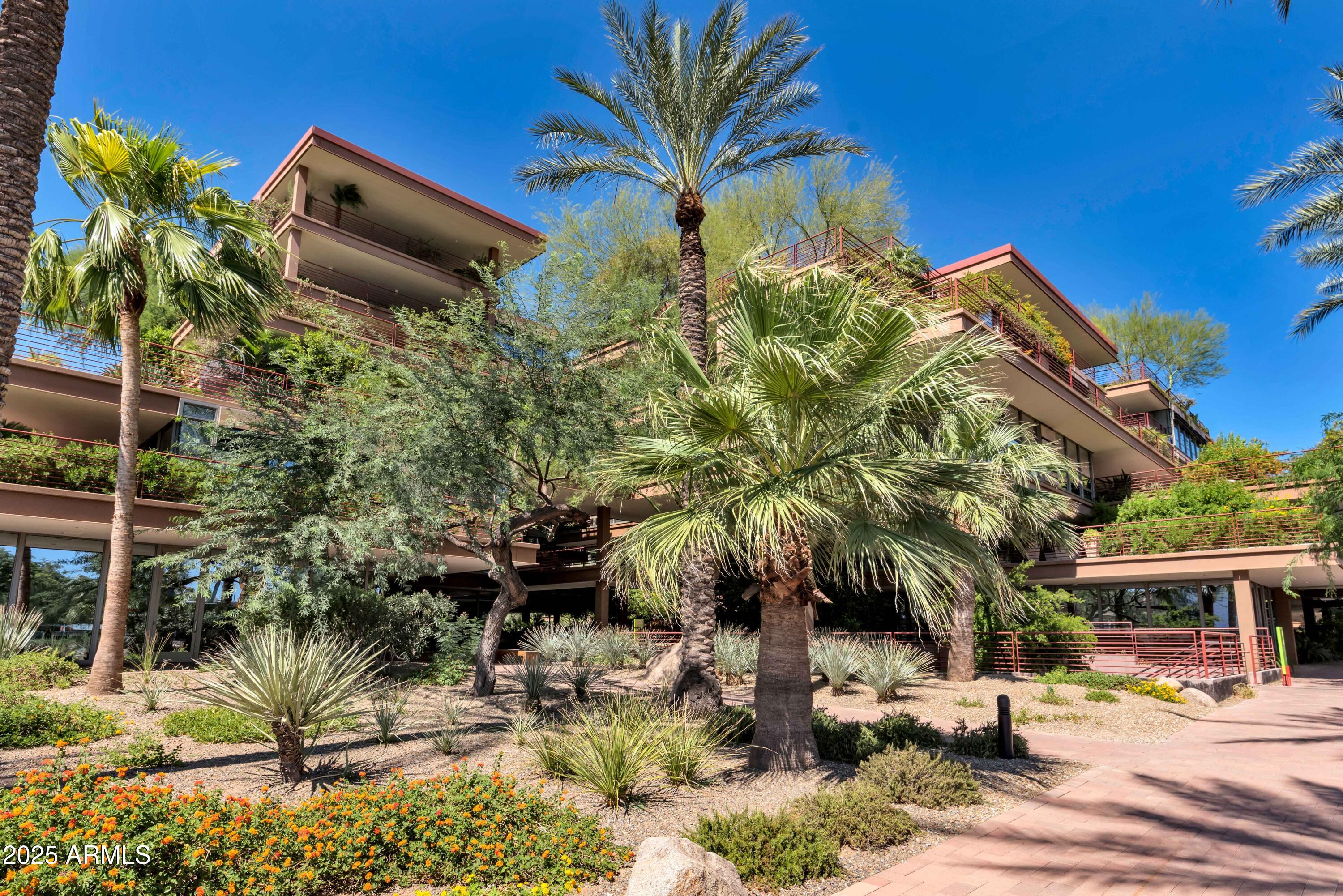 7161 E RANCHO VISTA Drive 6002