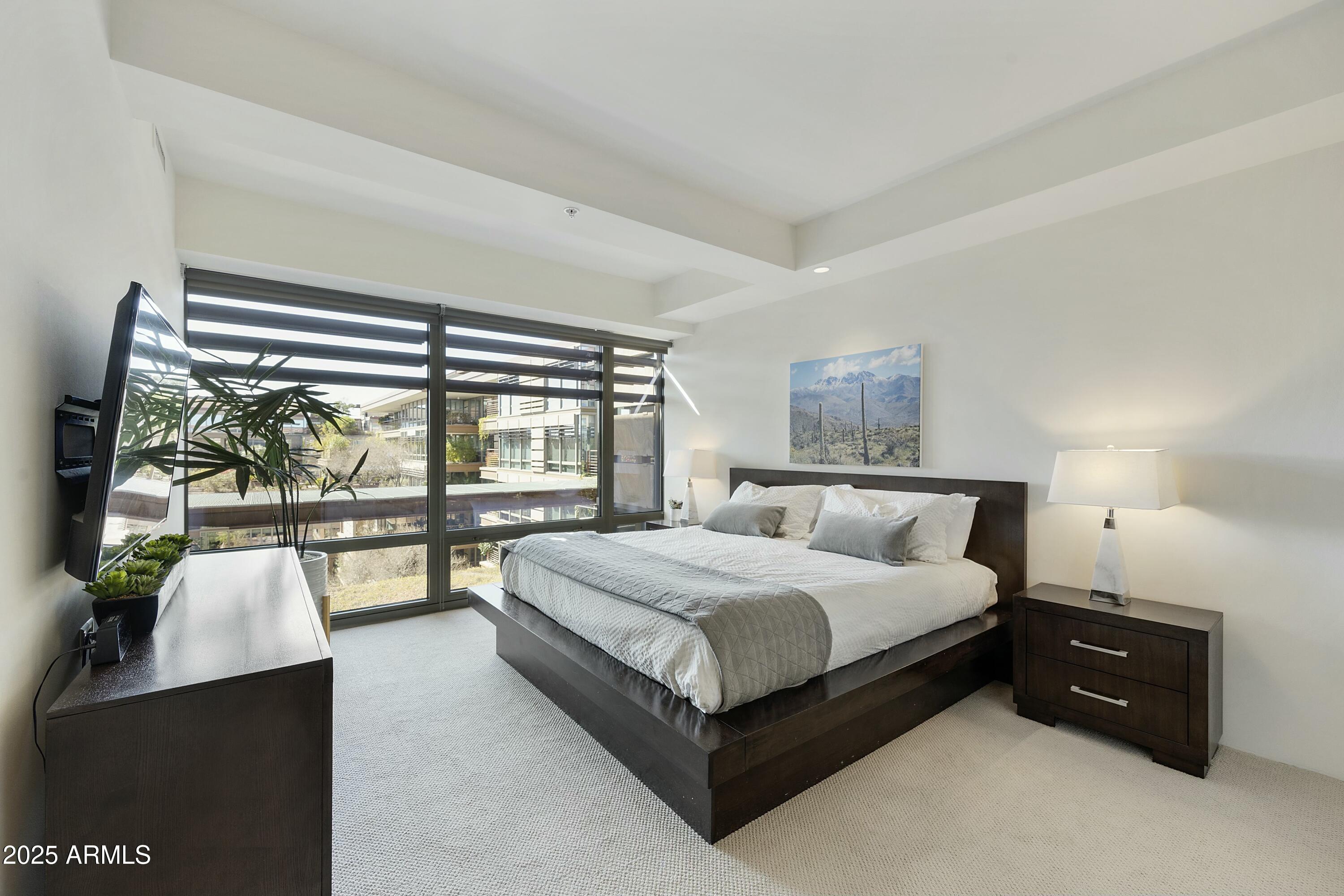 7161 E RANCHO VISTA Drive 6002