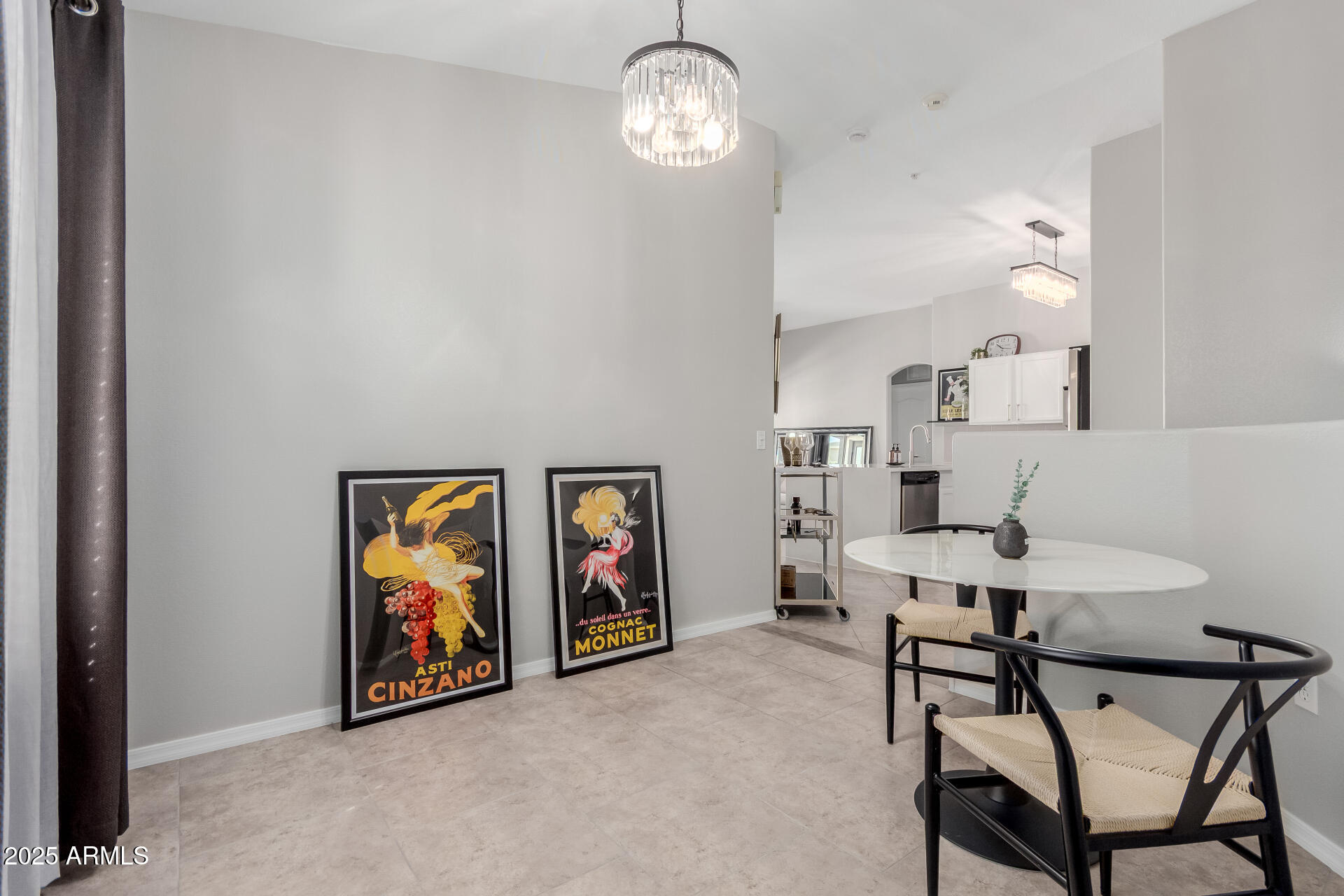2401 E RIO SALADO Parkway 1106
