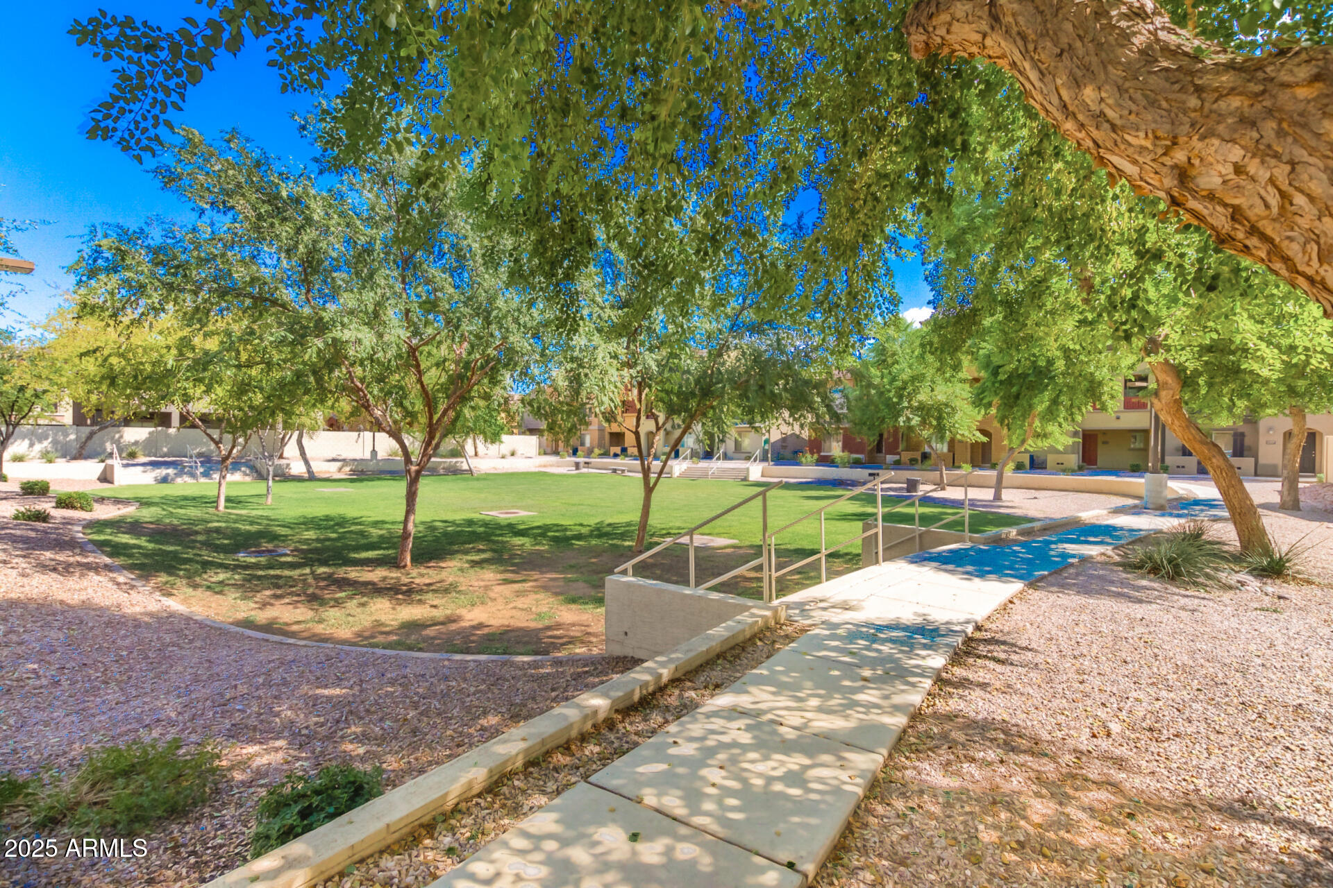 2401 E RIO SALADO Parkway 1106
