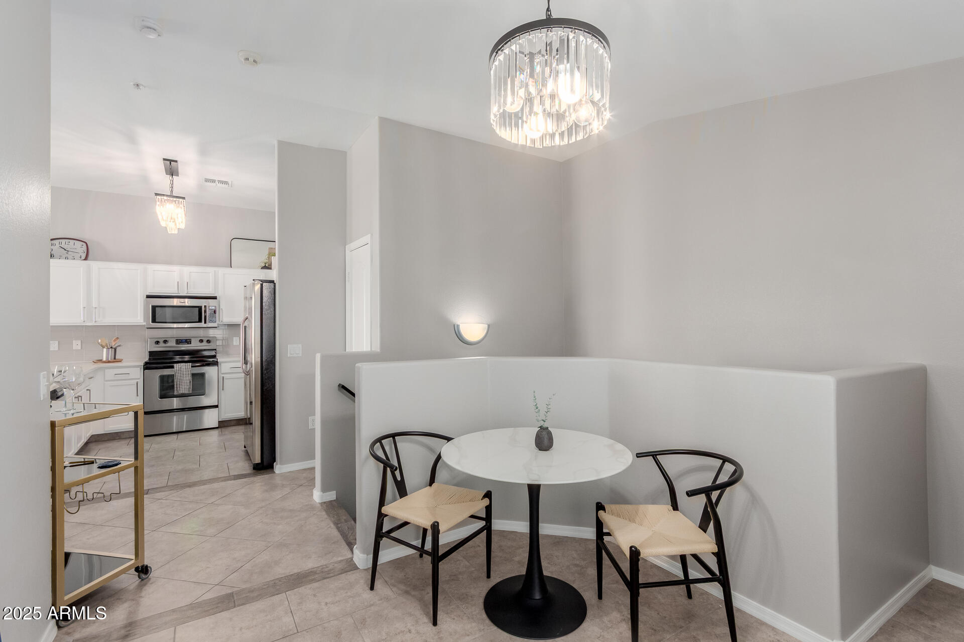 2401 E RIO SALADO Parkway 1106