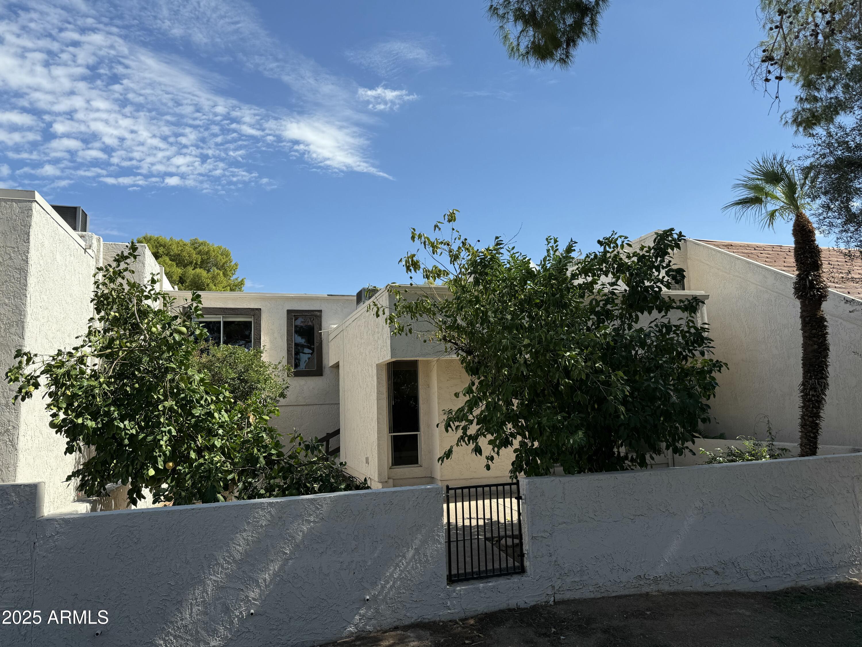 7812 E Pleasant Run