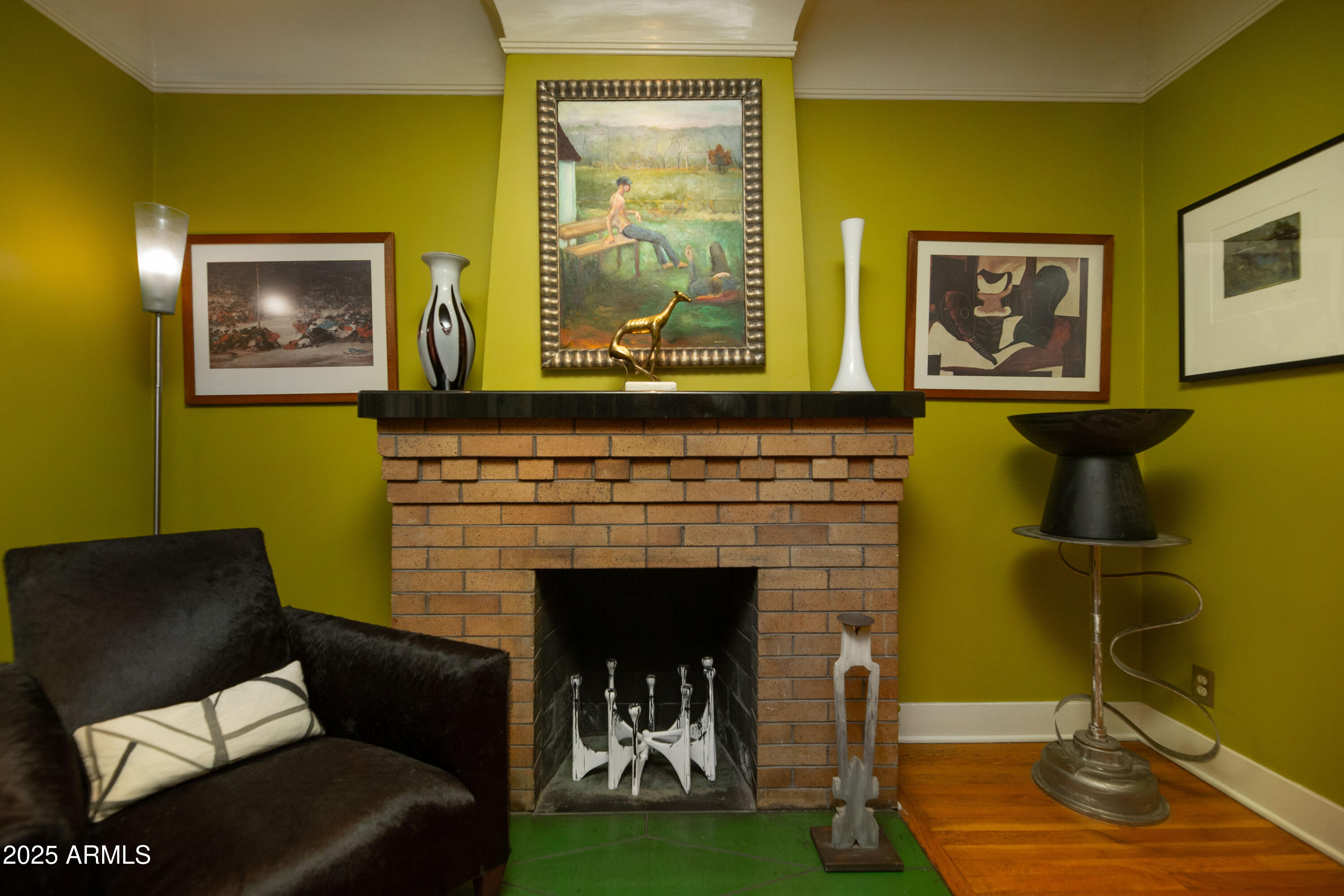 321 W Vernon Avenue