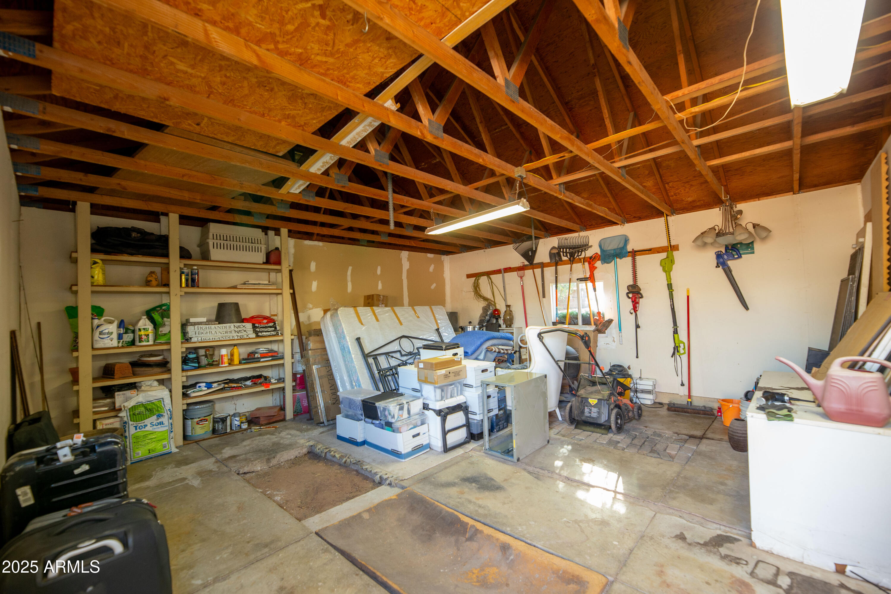 321 W Vernon Avenue