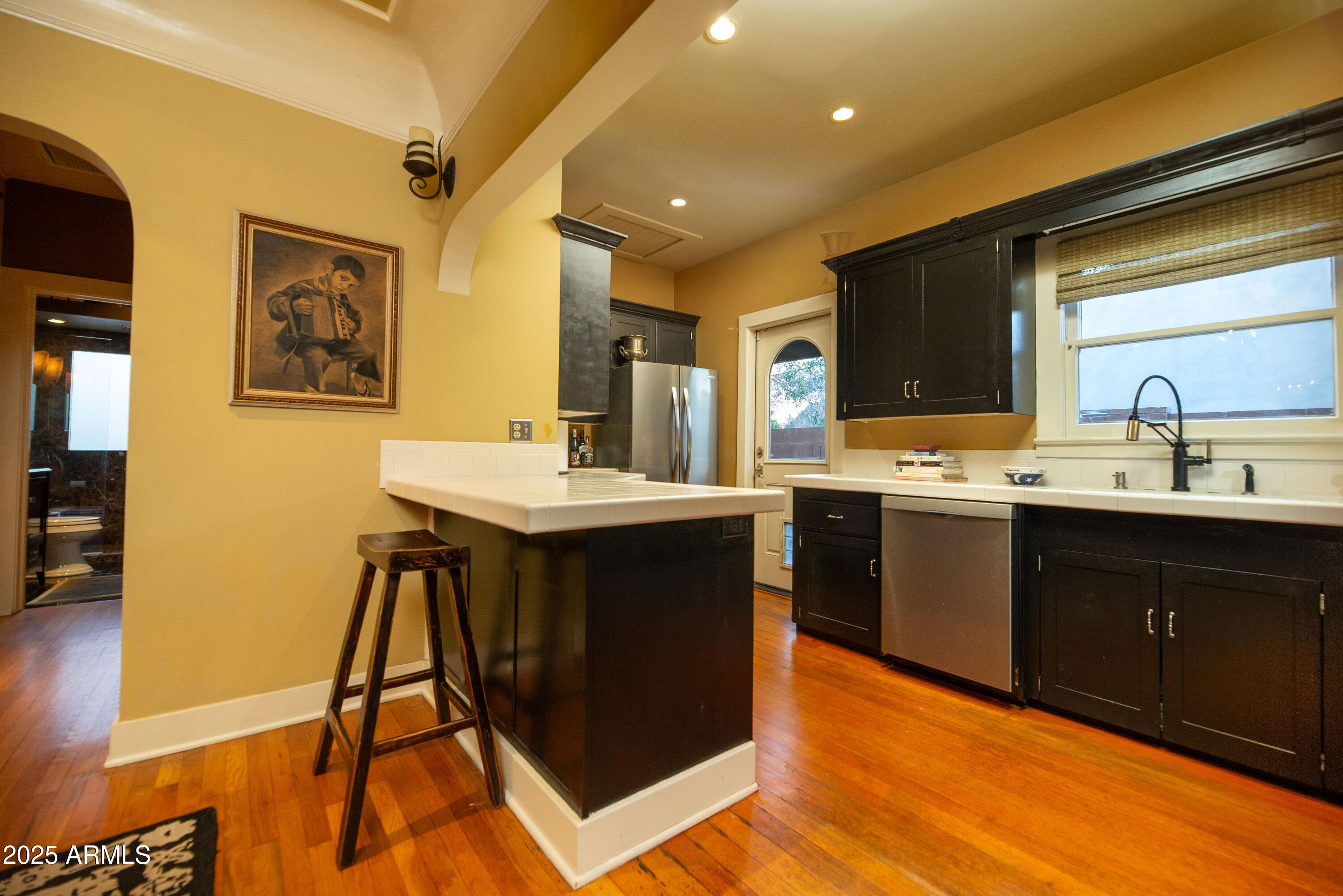 321 W Vernon Avenue