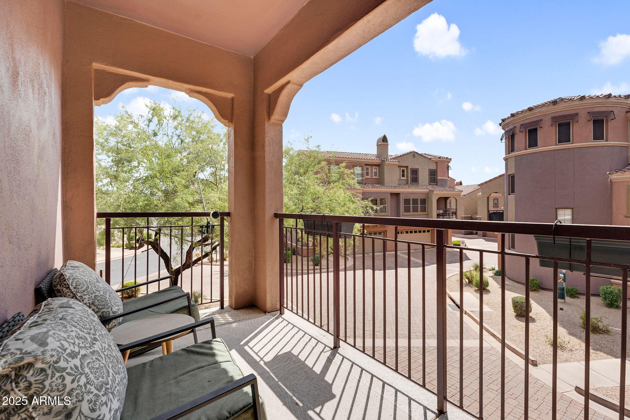 3935 E ROUGH RIDER Road 1057
