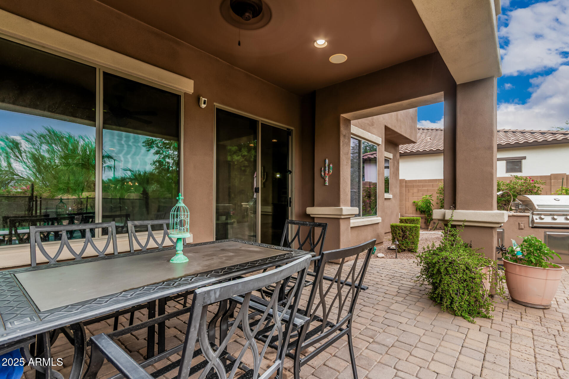 5319 E BAKER Drive