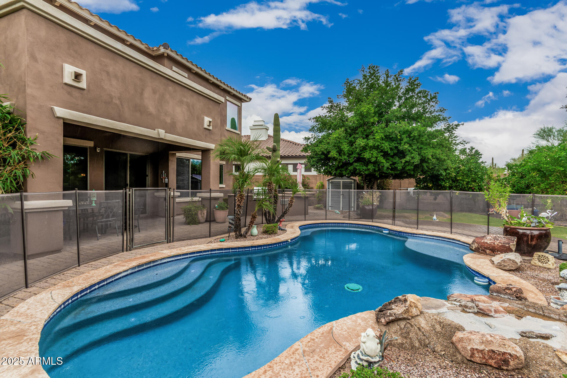 5319 E BAKER Drive