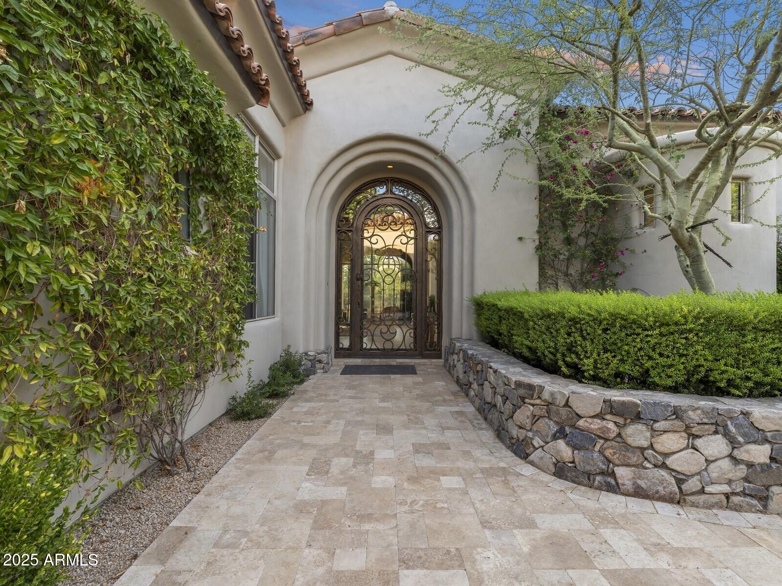 9290 E THOMPSON PEAK Parkway 142