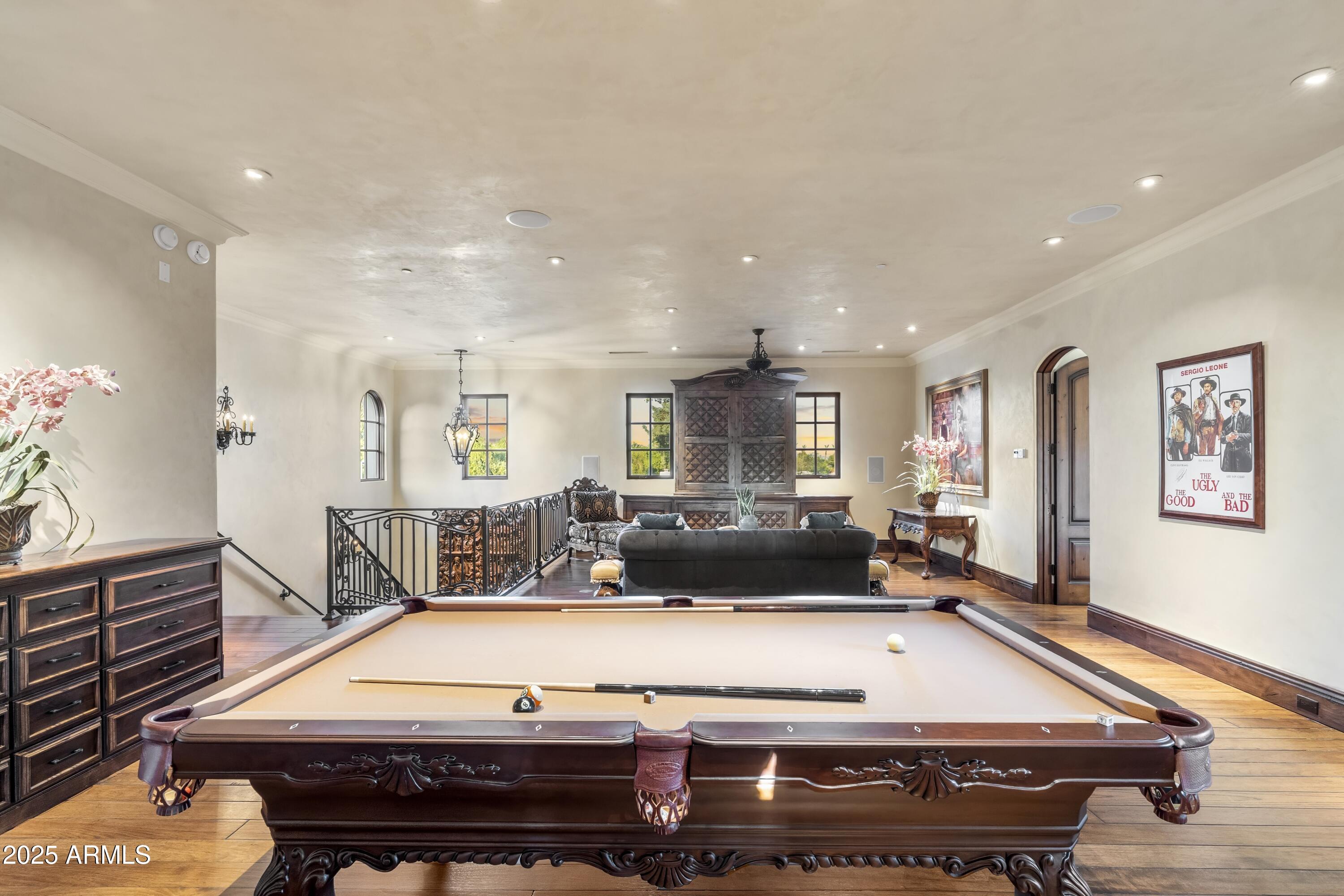 5902 E ARCADIA Lane