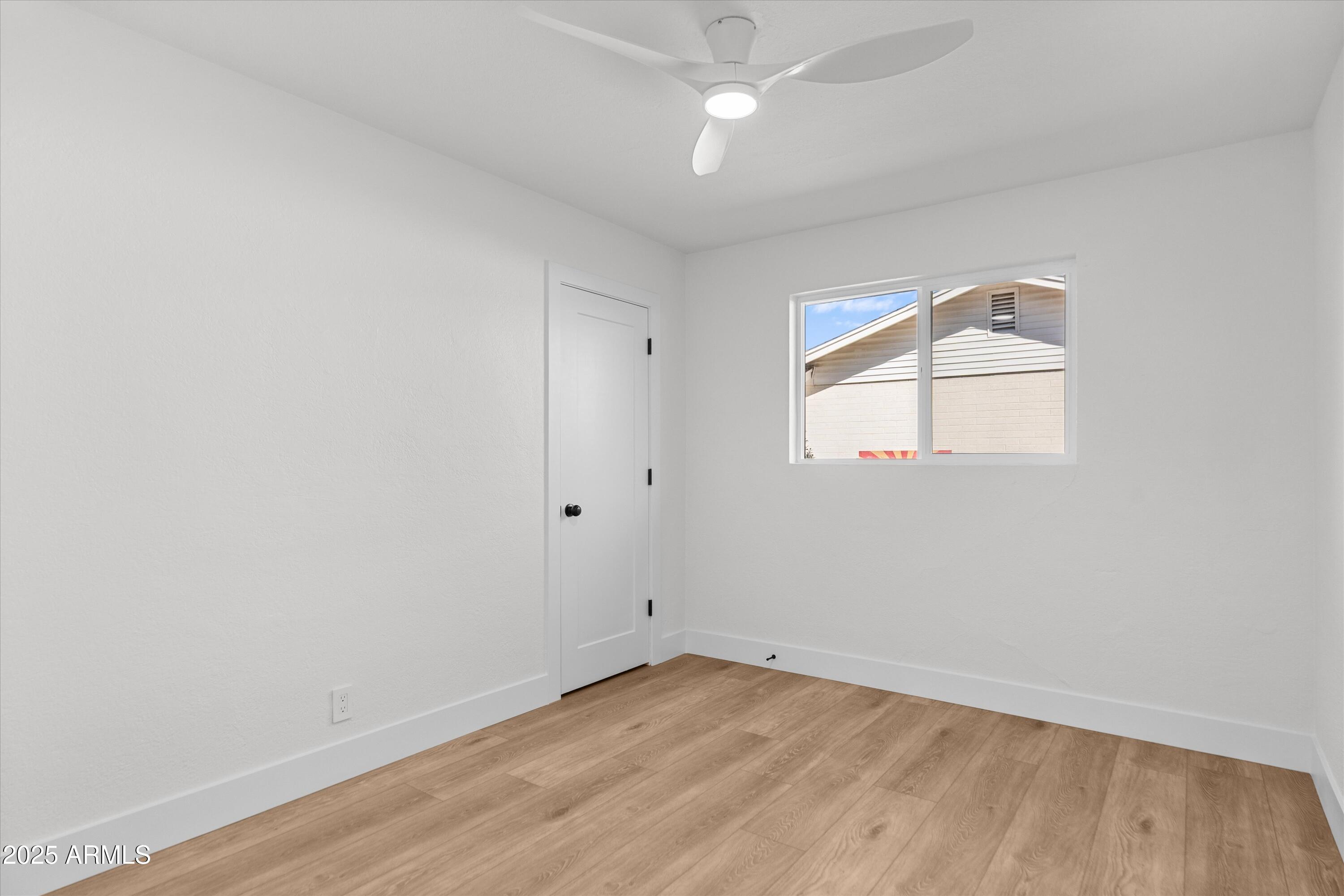 543 W 17TH Street