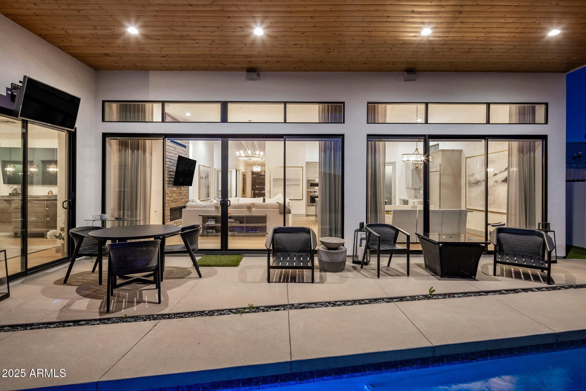 3626 N MOHAVE Way