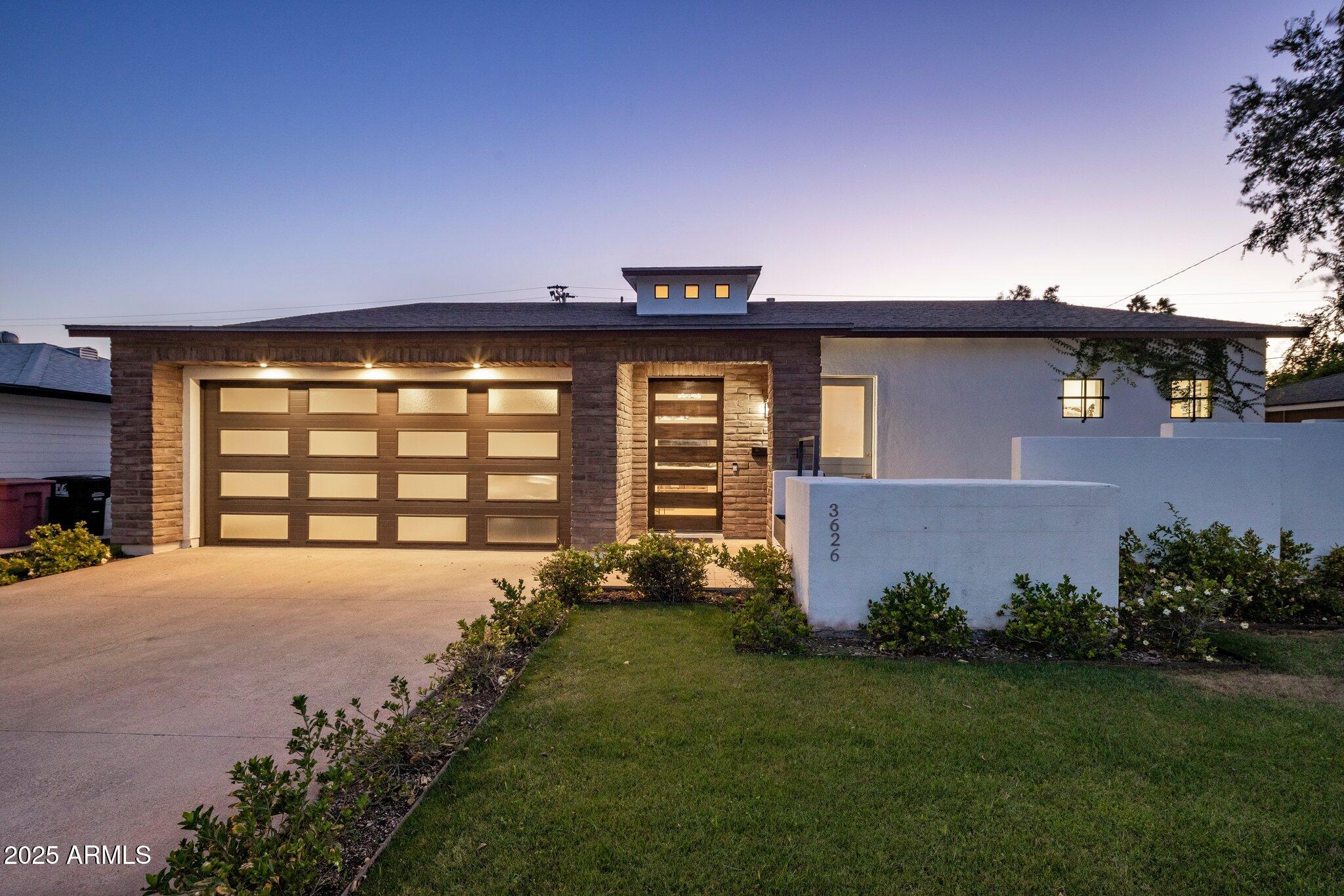 3626 N MOHAVE Way
