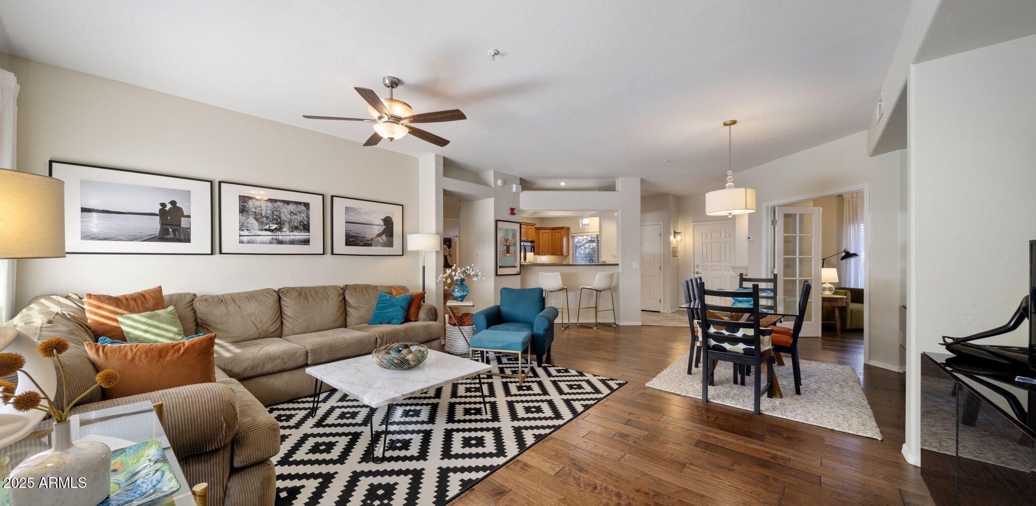 1351 N PLEASANT Drive, 1118