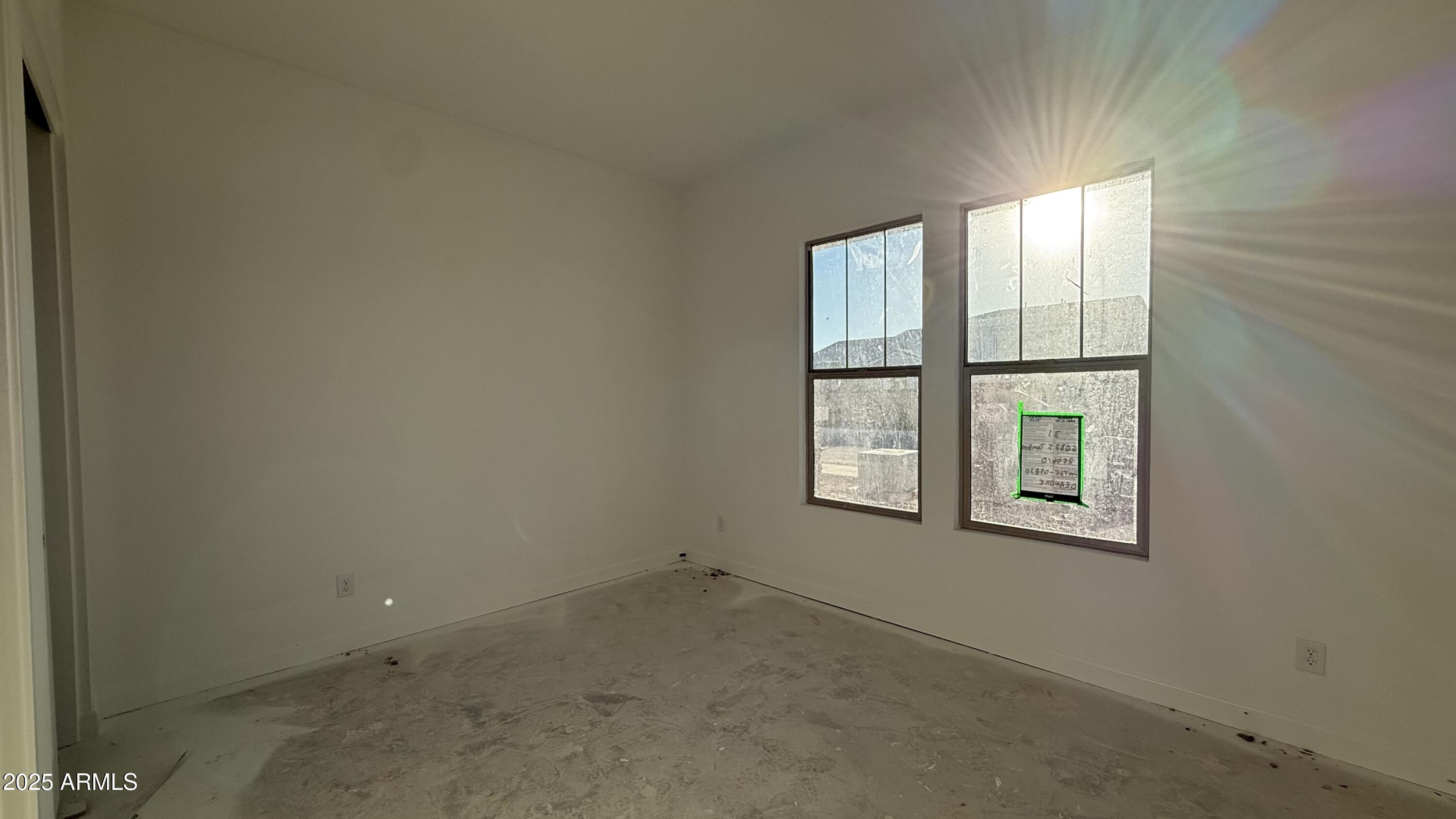 6037 S TAMBOR
