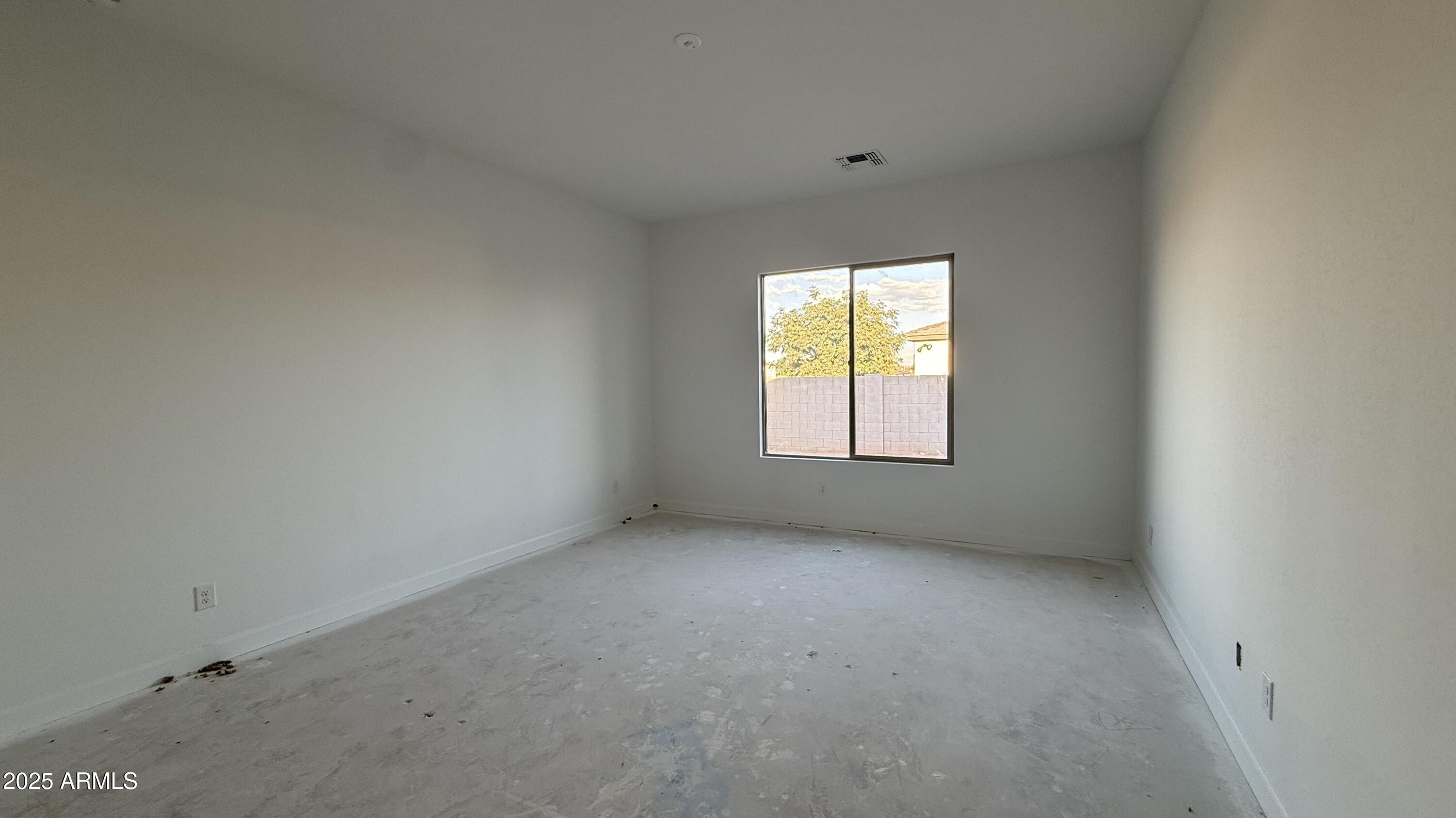 6037 S TAMBOR