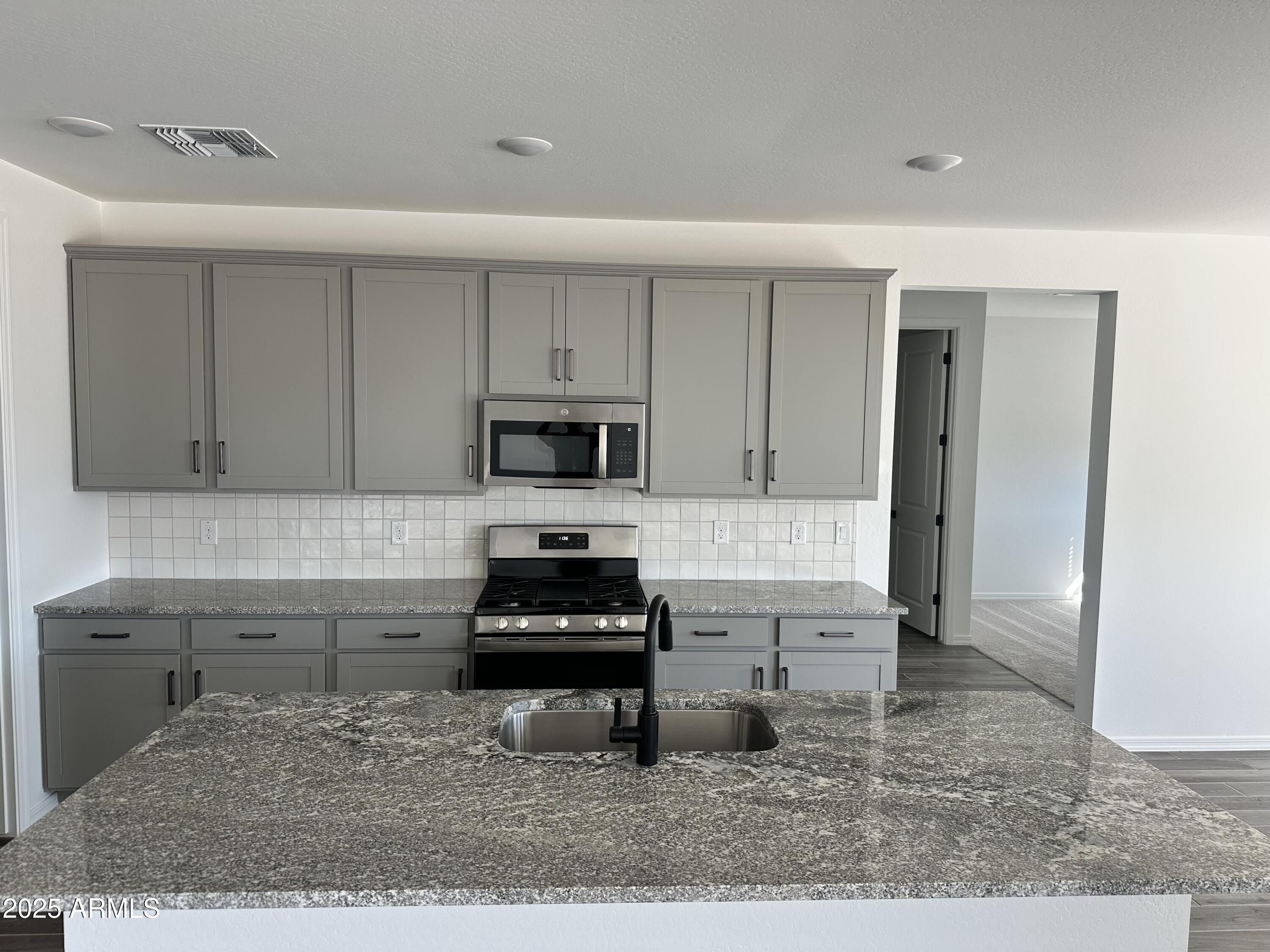 5535 W HOPI Trail