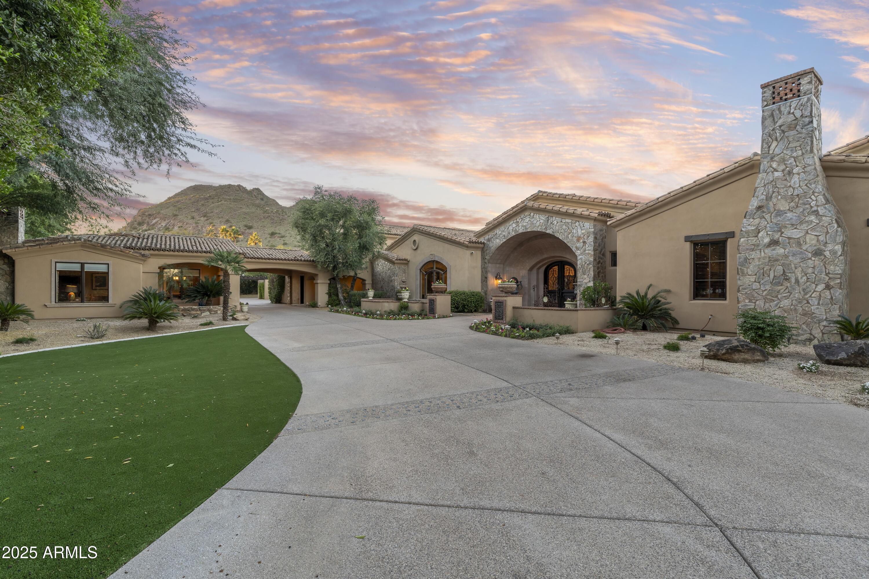 6402 E CHAPARRAL Road