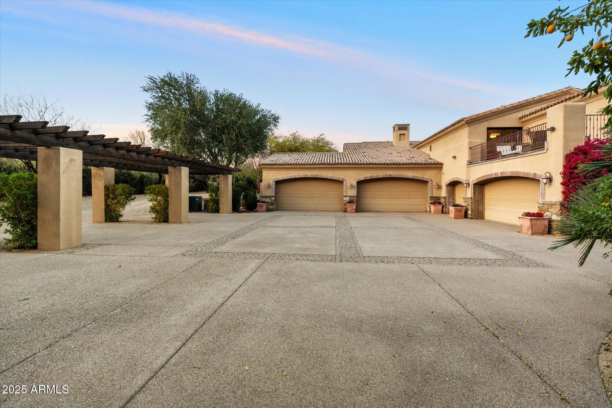 6402 E CHAPARRAL Road
