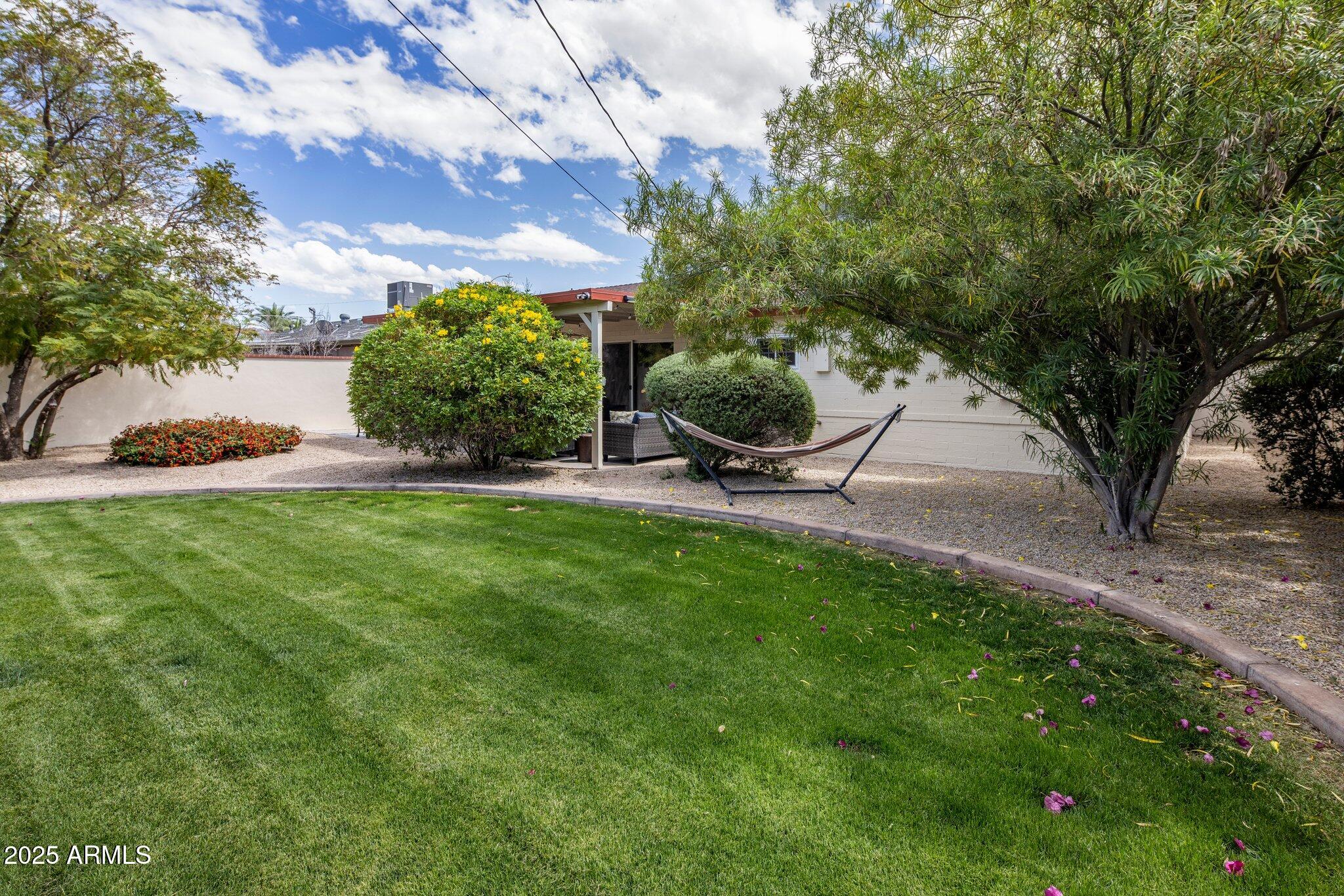 7608 E AVALON Drive
