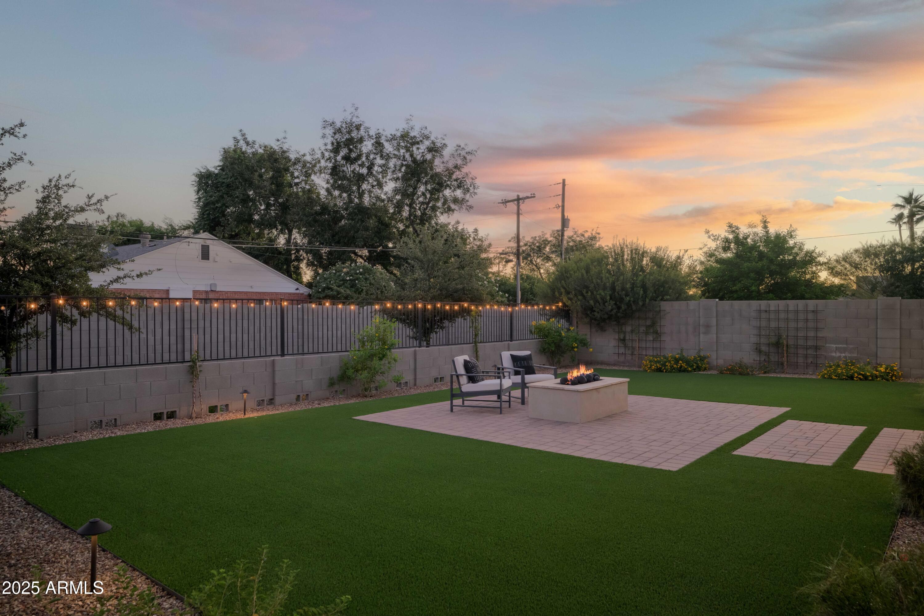4007 E CAMPUS Drive