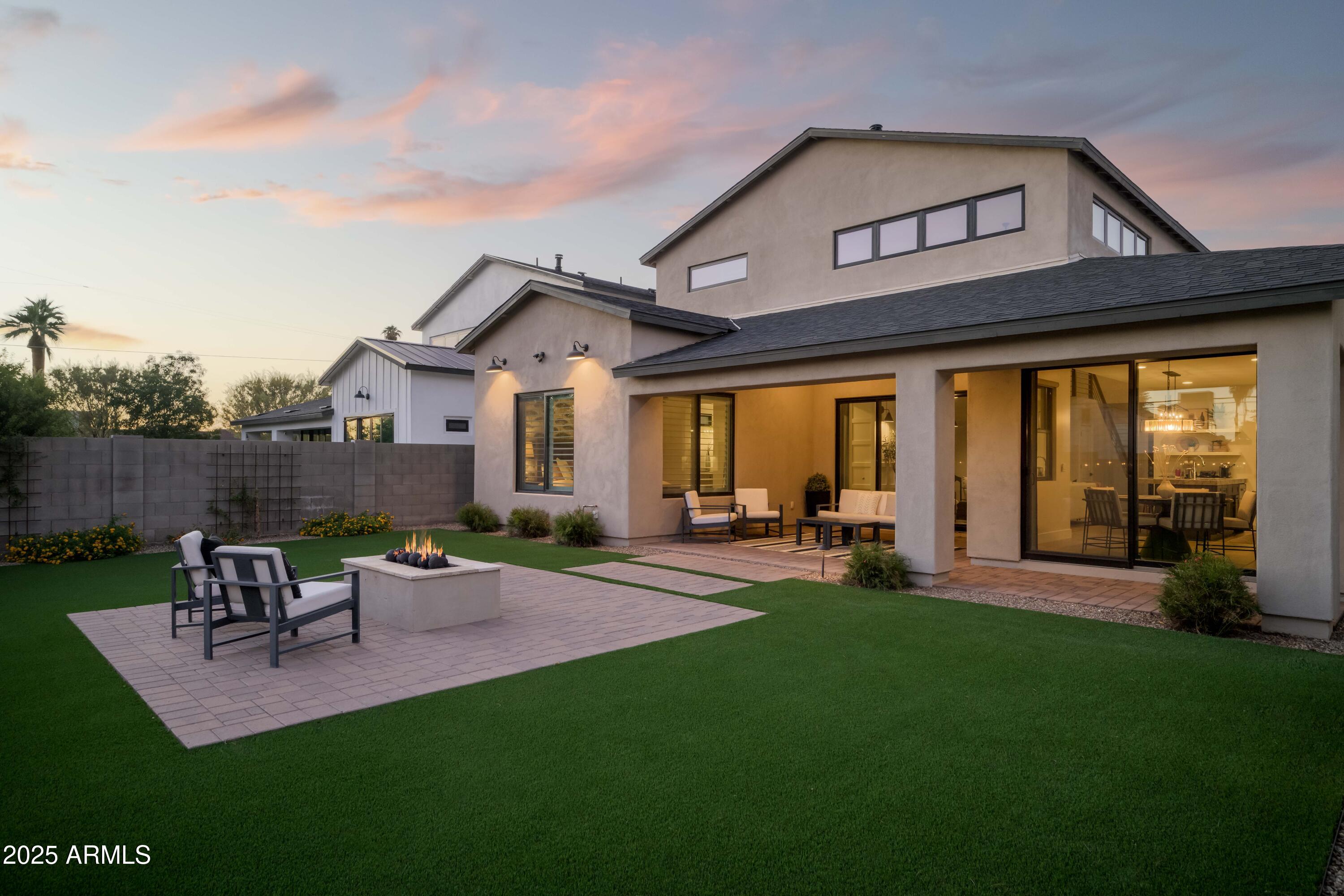 4007 E CAMPUS Drive