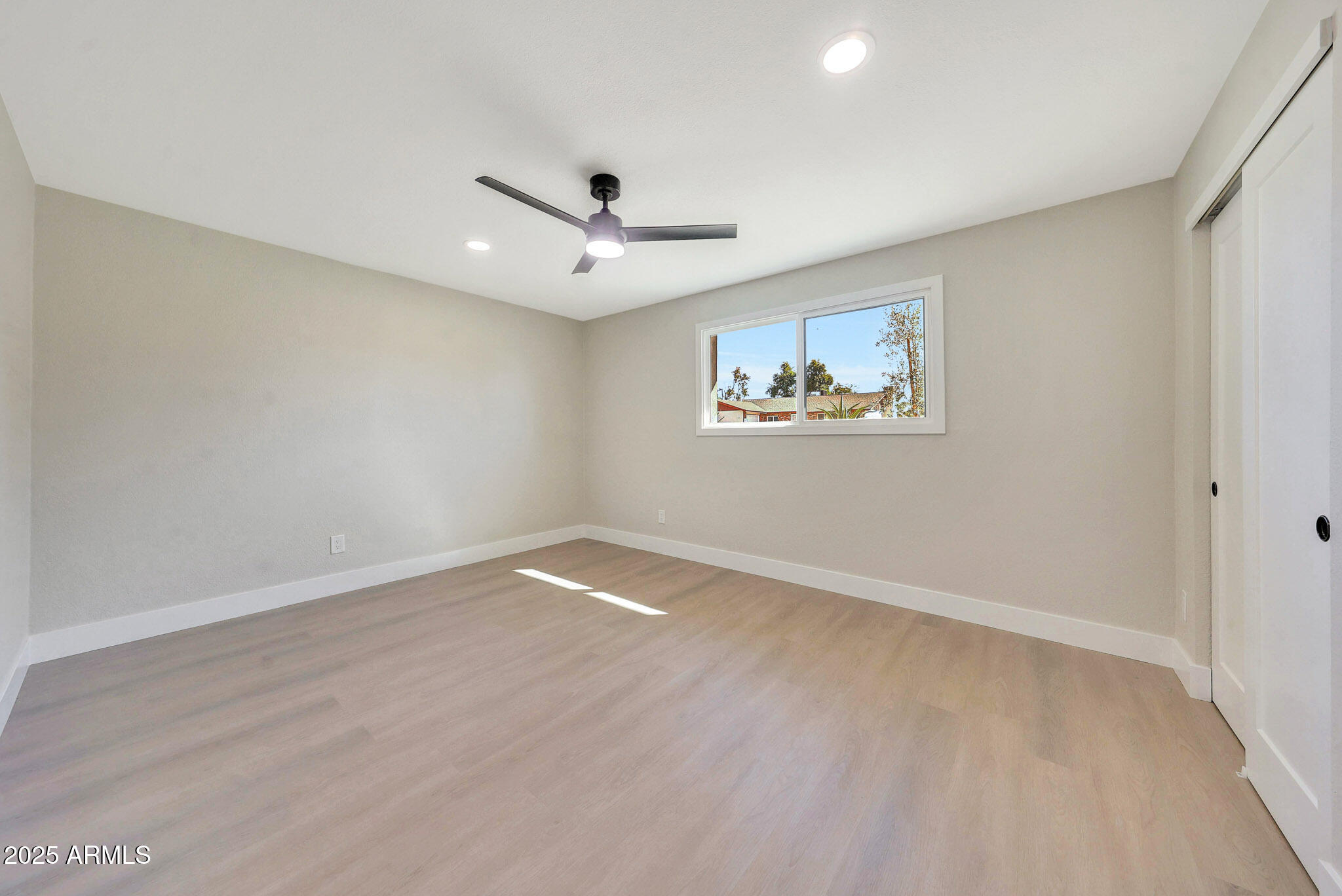 3116 W GELDING Drive