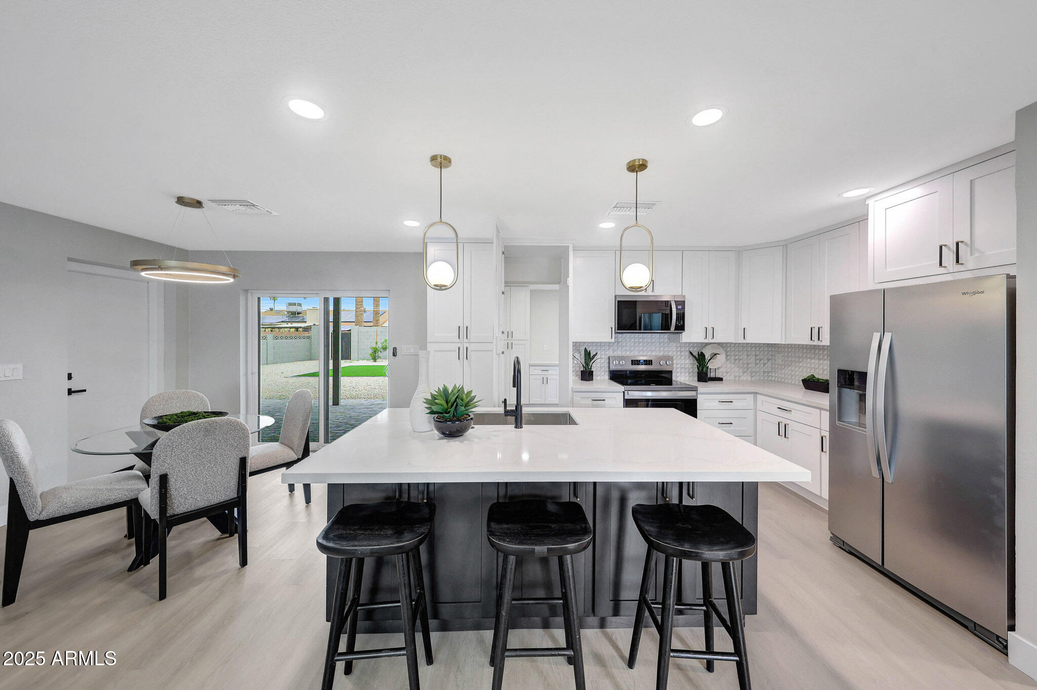 3116 W GELDING Drive
