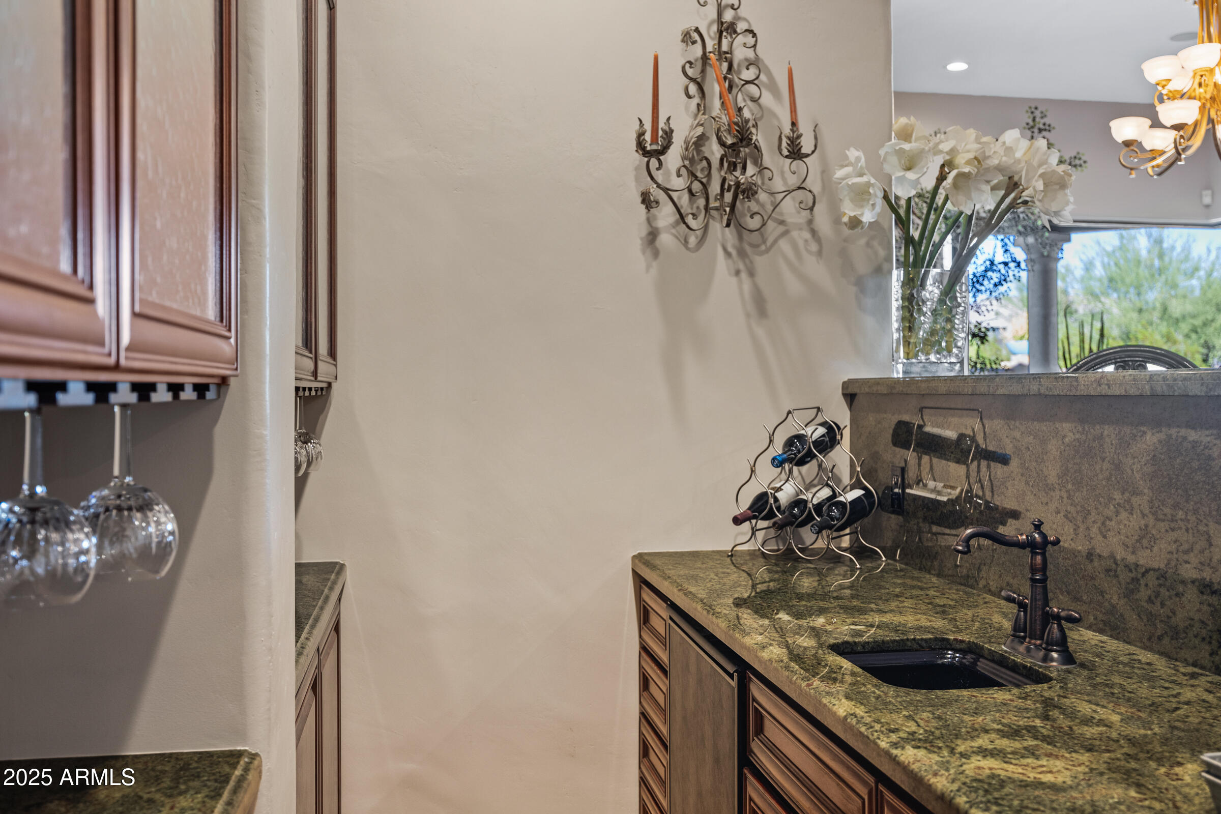 9290 E THOMPSON PEAK Parkway 409