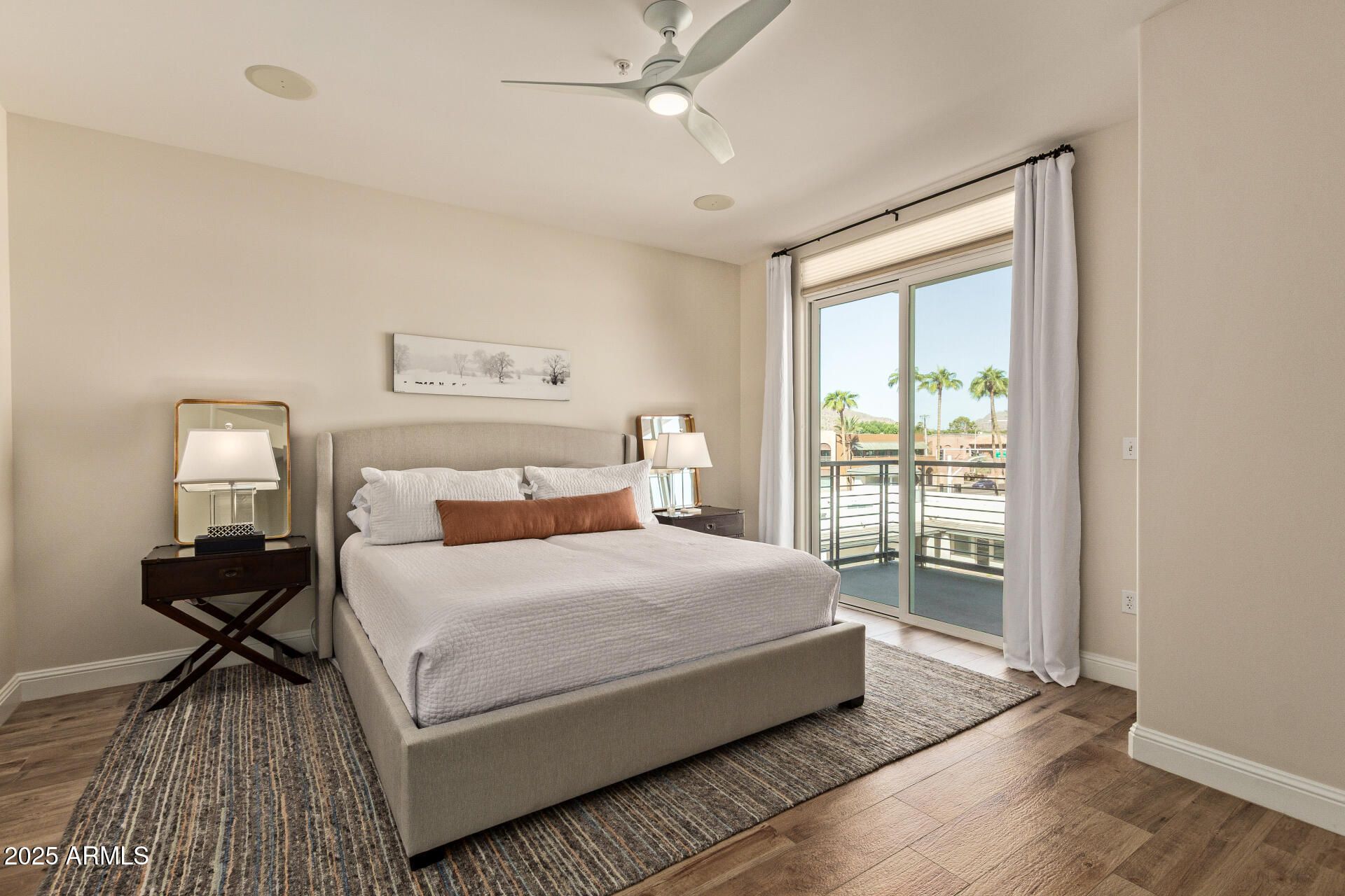 3801 N GOLDWATER Boulevard, 302