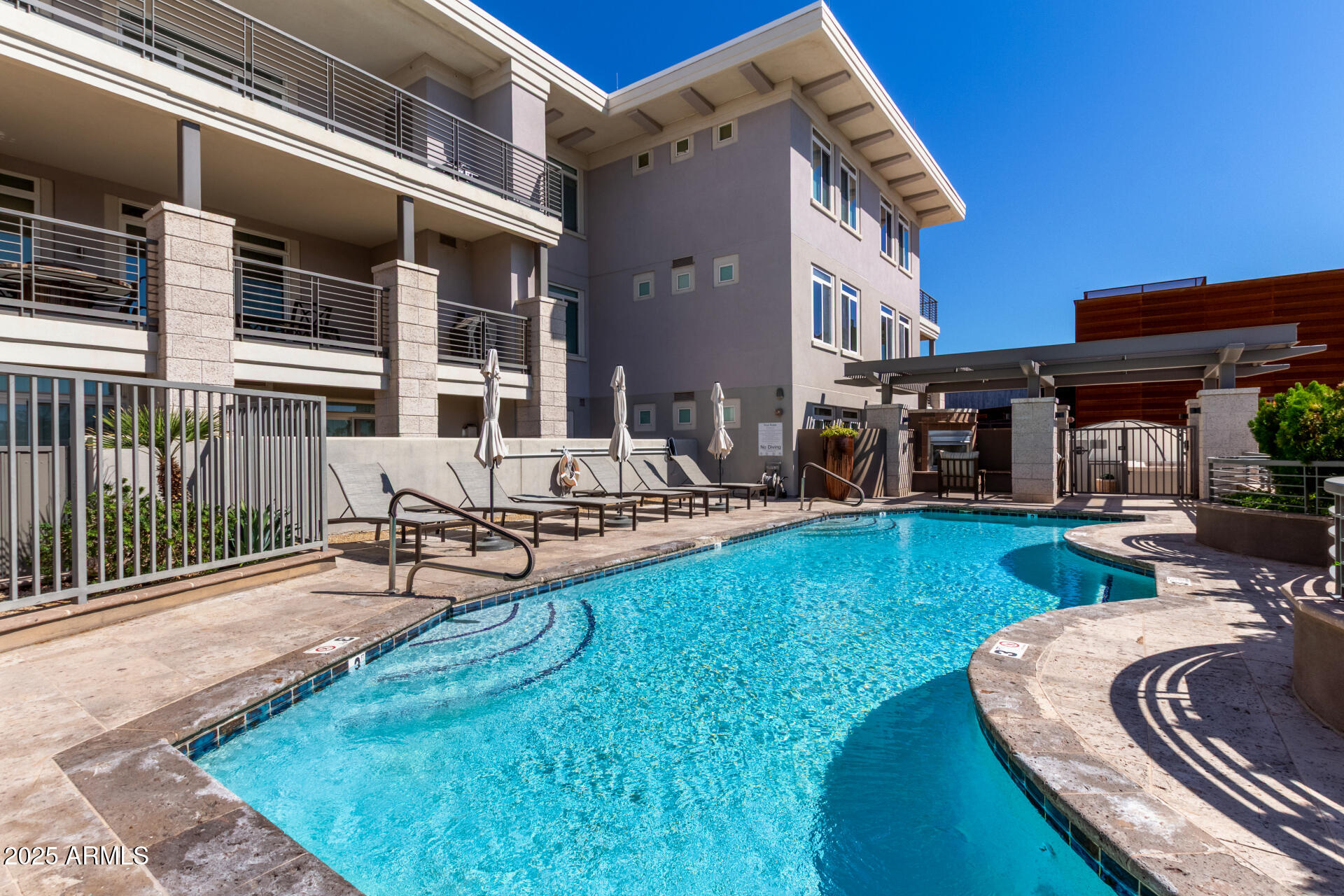 3801 N GOLDWATER Boulevard, 302