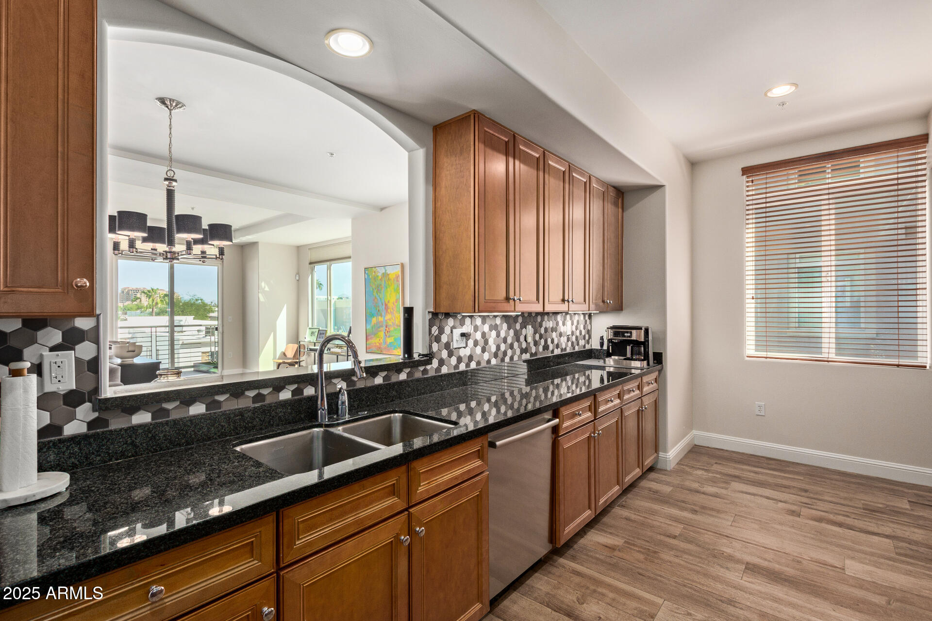 3801 N GOLDWATER Boulevard, 302