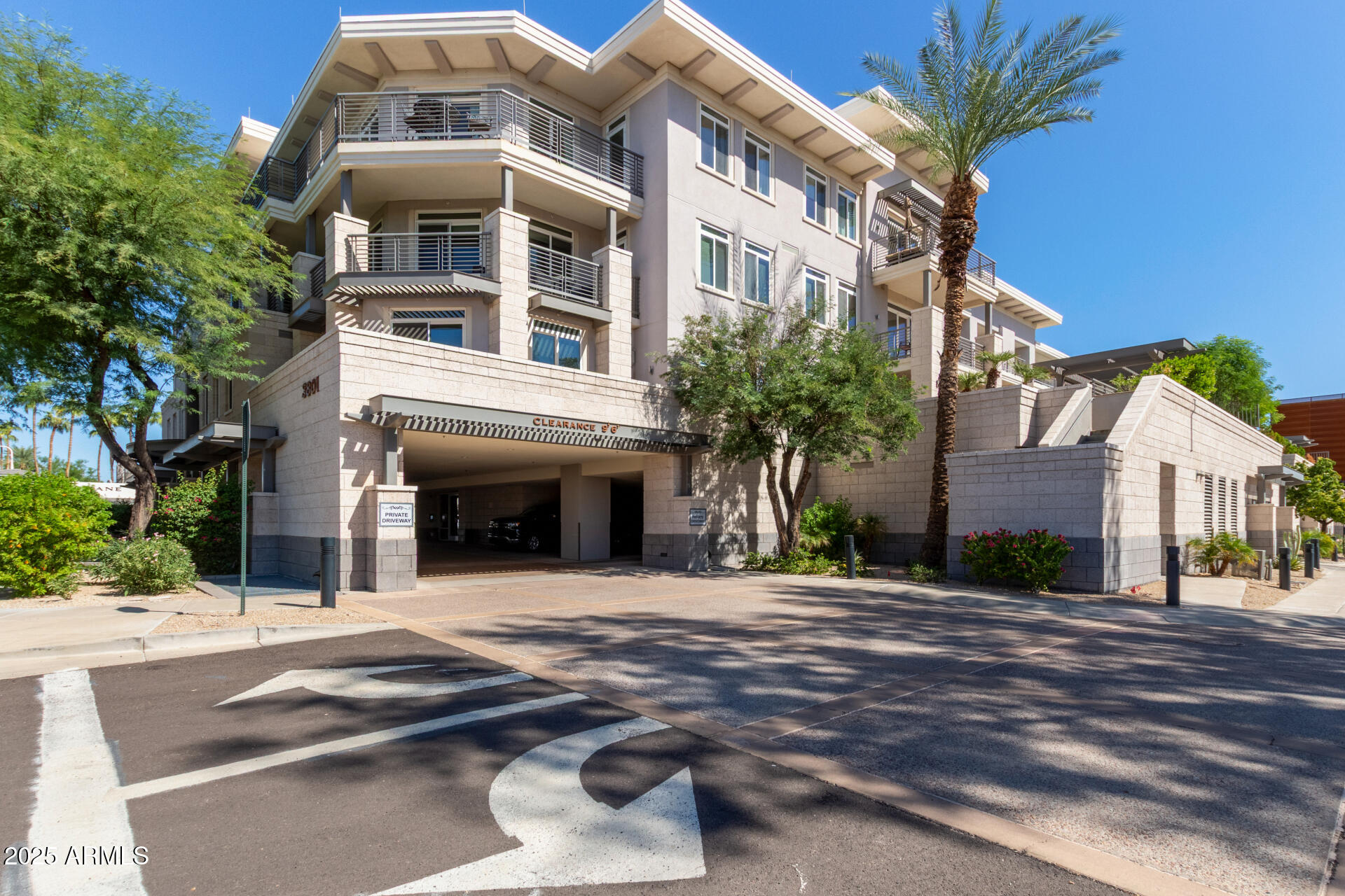 3801 N GOLDWATER Boulevard, 302