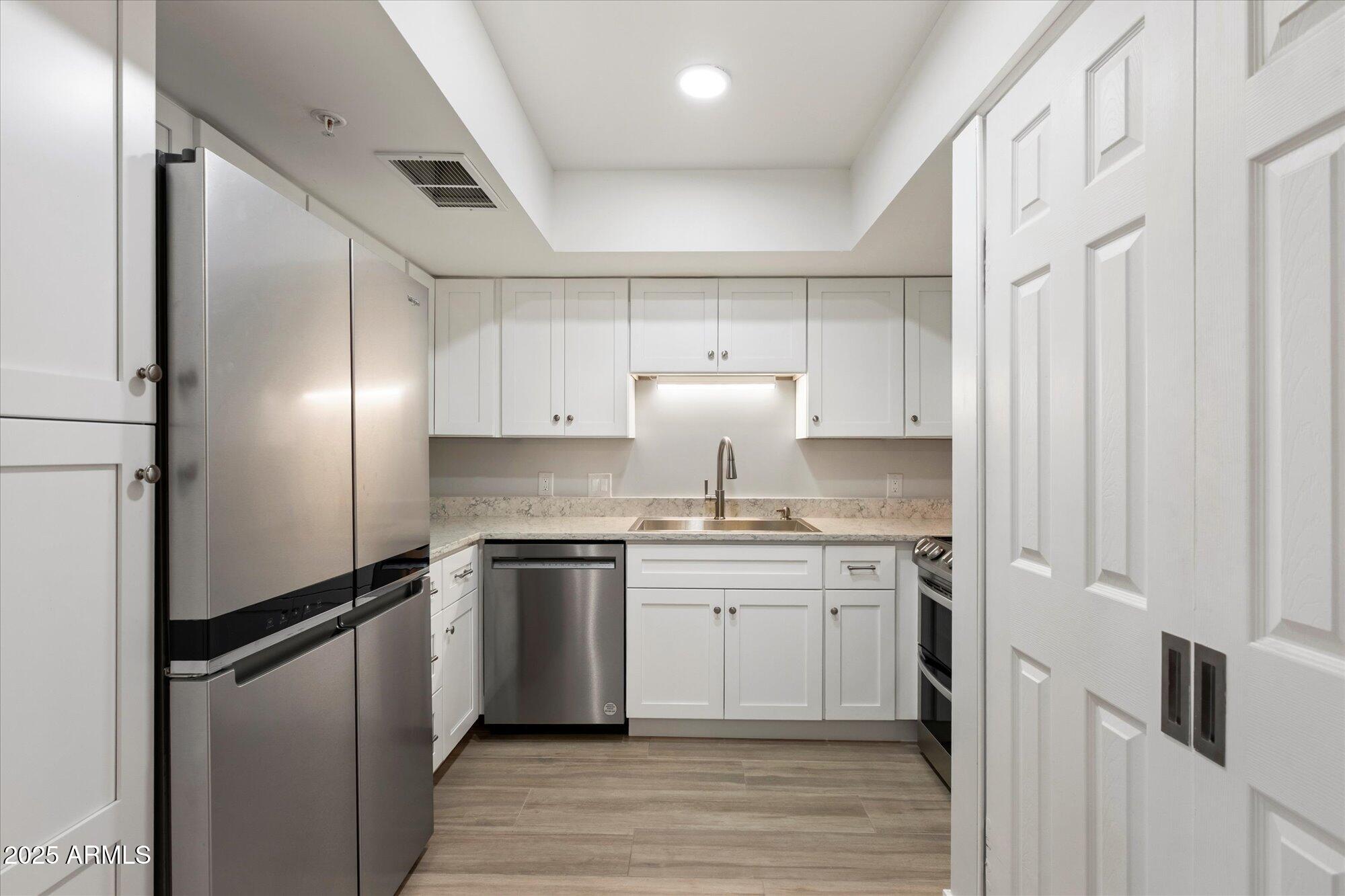 1211 N MILLER Road, 224