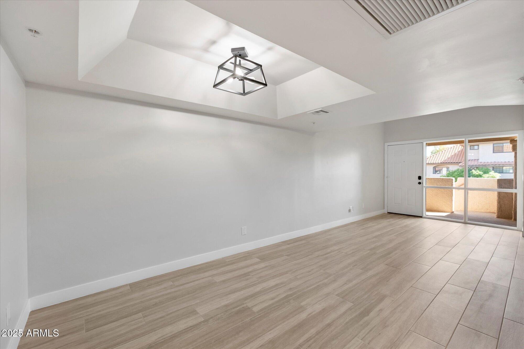 1211 N MILLER Road, 224