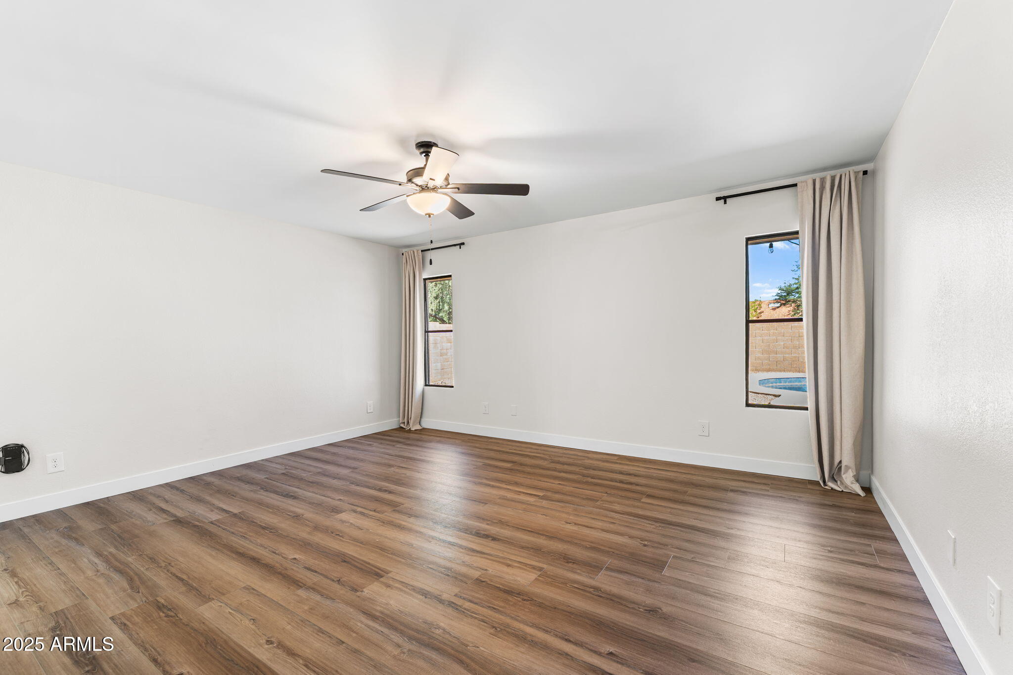 15833 N 60TH Way