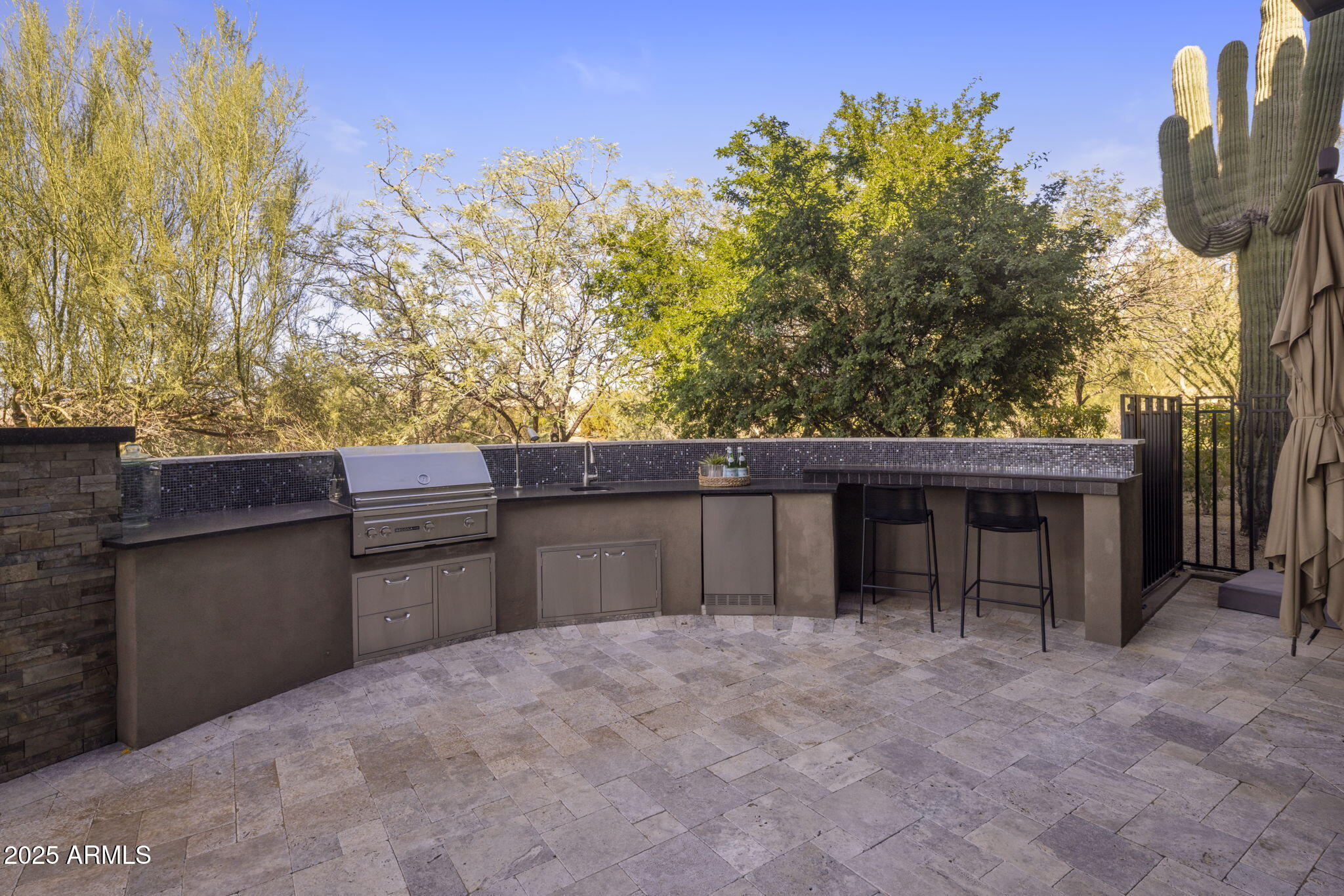 10284 E RUNNING DEER Trail