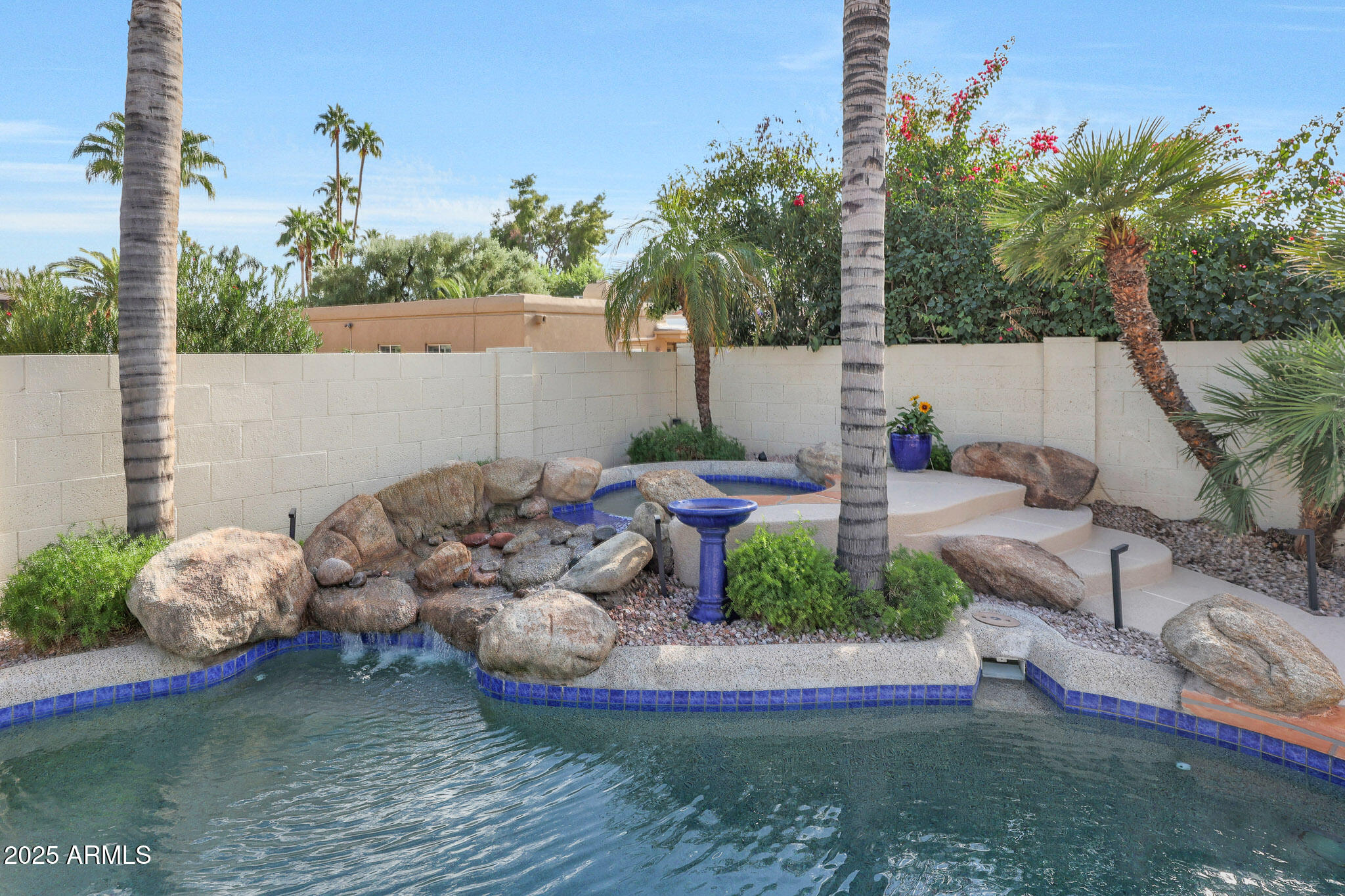 8725 E SAN MARINO Drive